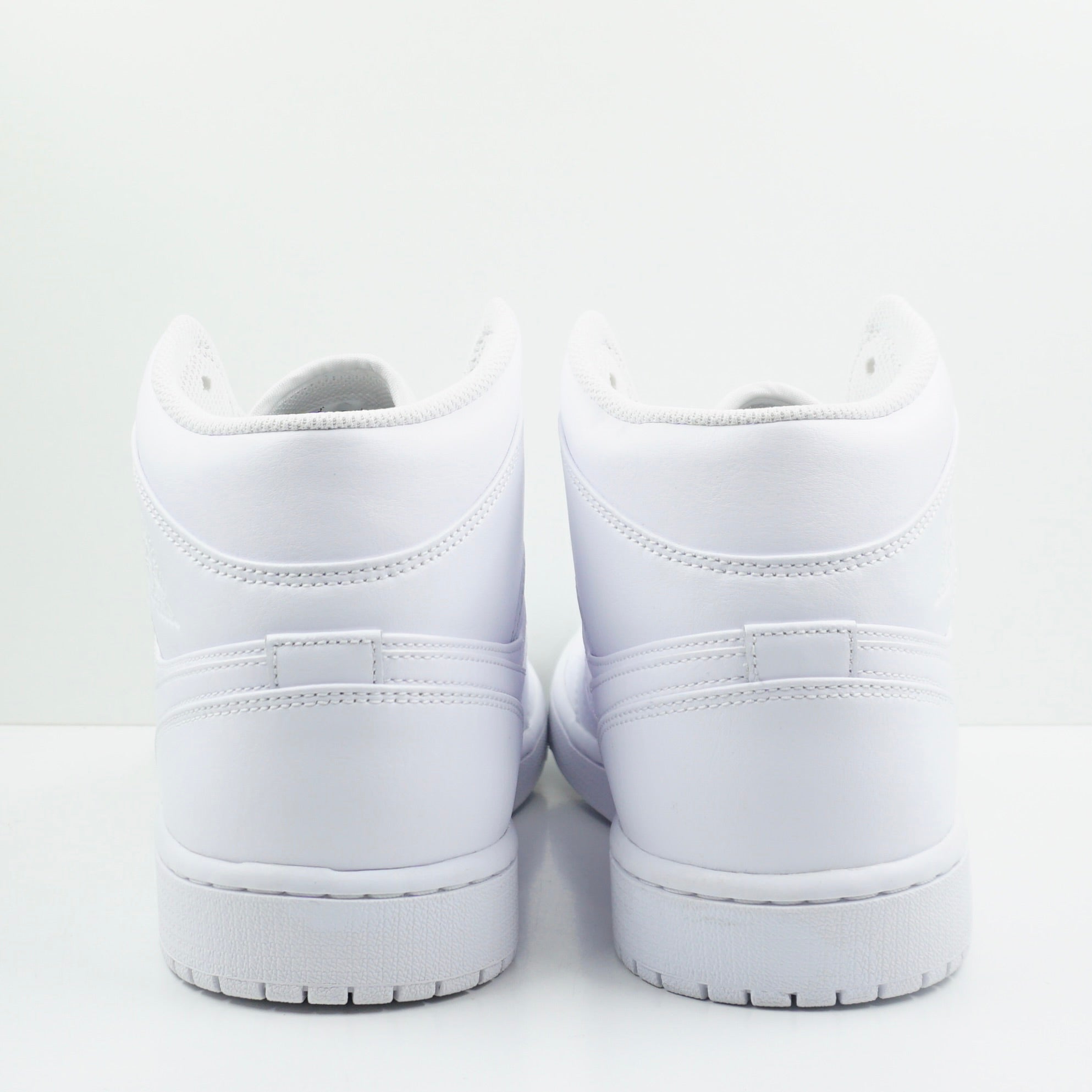 Jordan 1 Mid Triple White (2022/2023)
