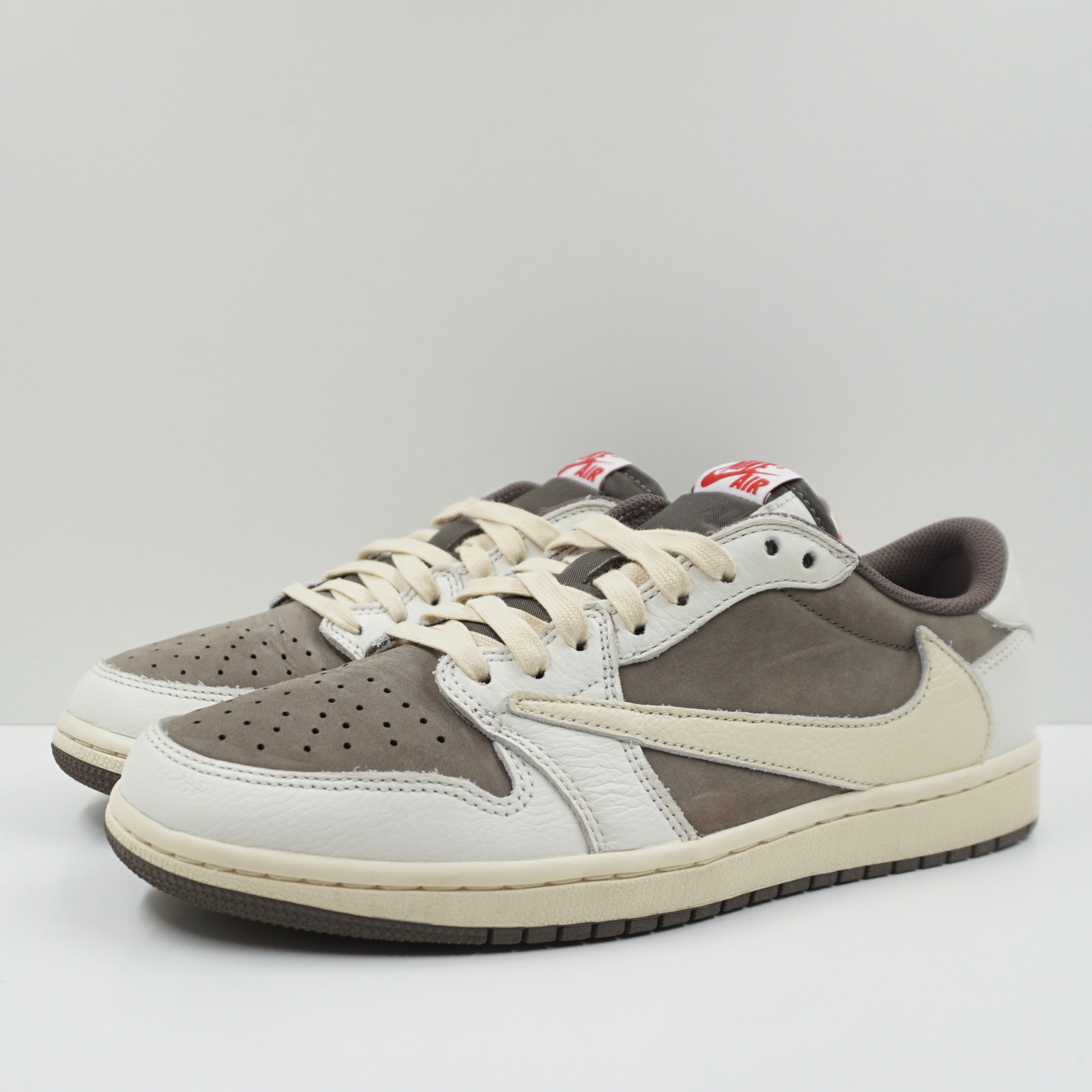 Jordan 1 Retro Low OG SP Travis Scott Reverse Mocha