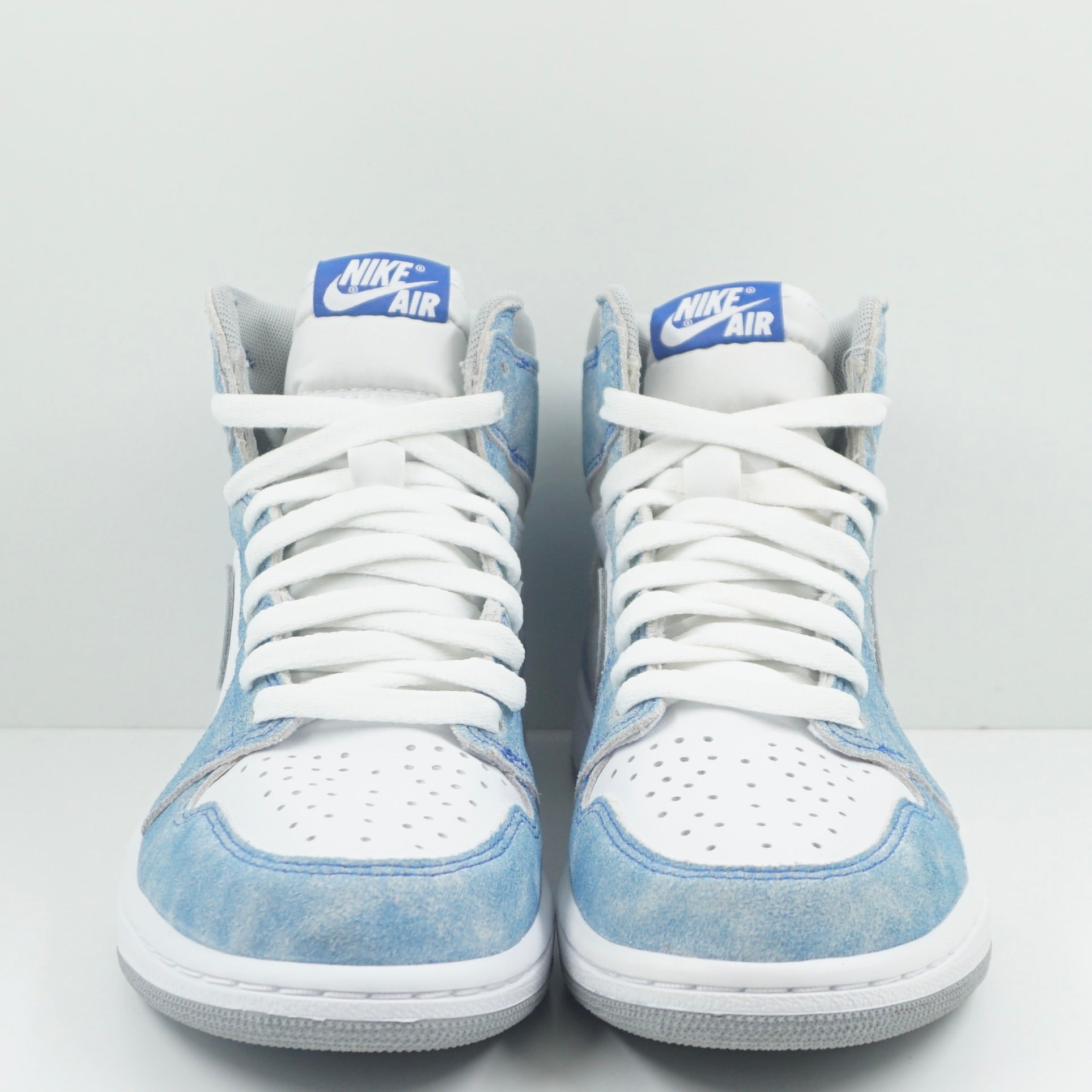 Jordan 1 Retro High Hyper Royal Smoke Grey