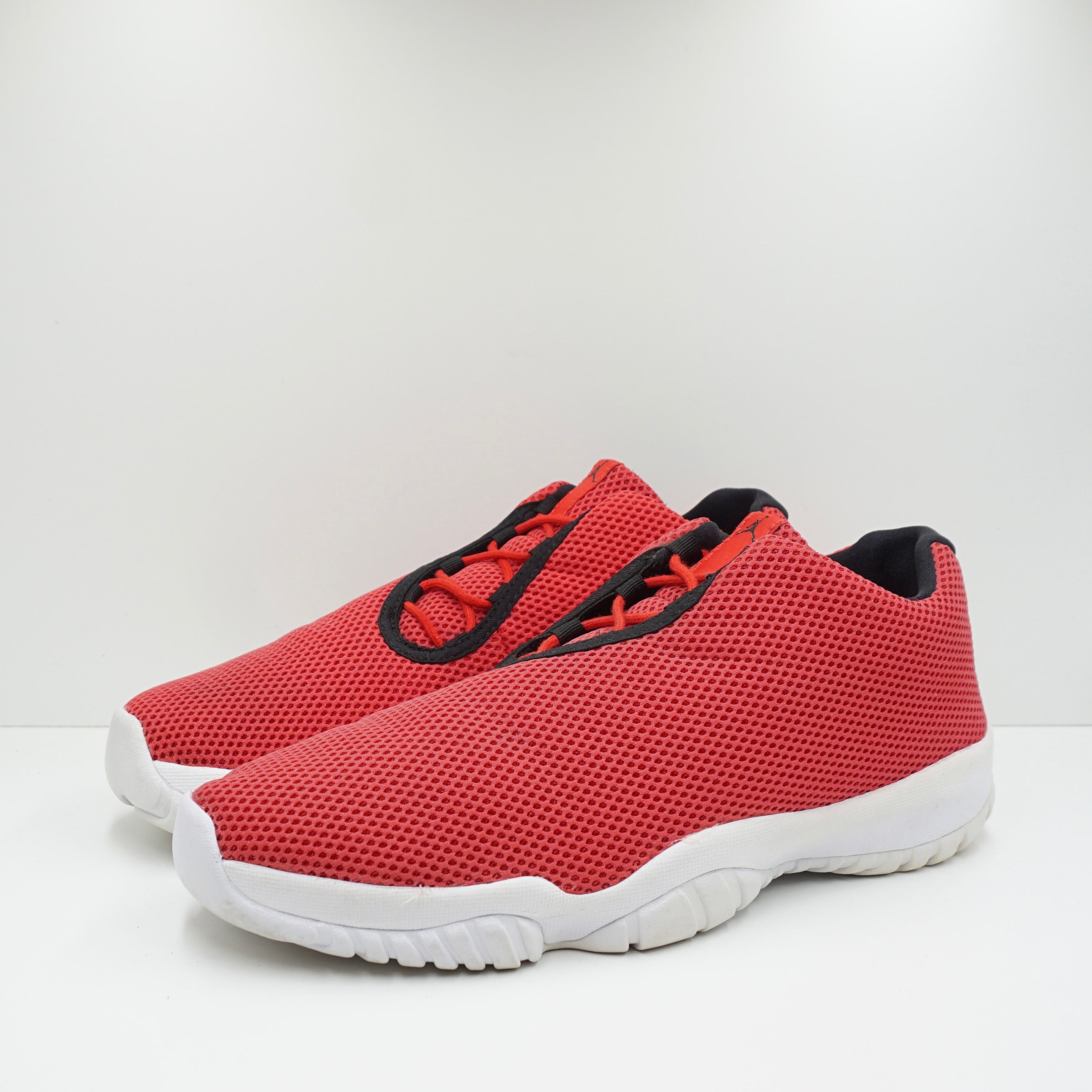 Jordan Future Low University Red