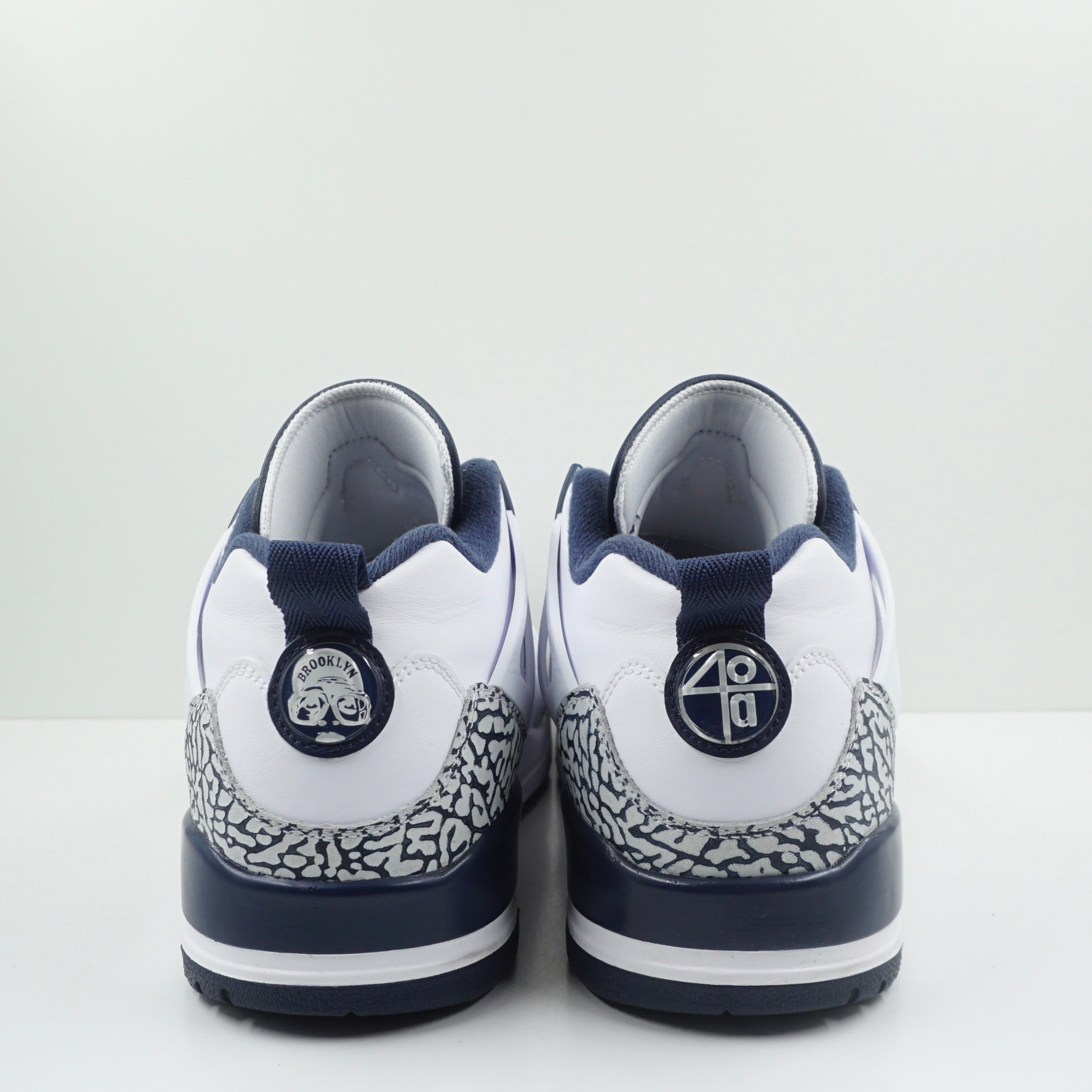 Jordan Spizike Low Obsidian