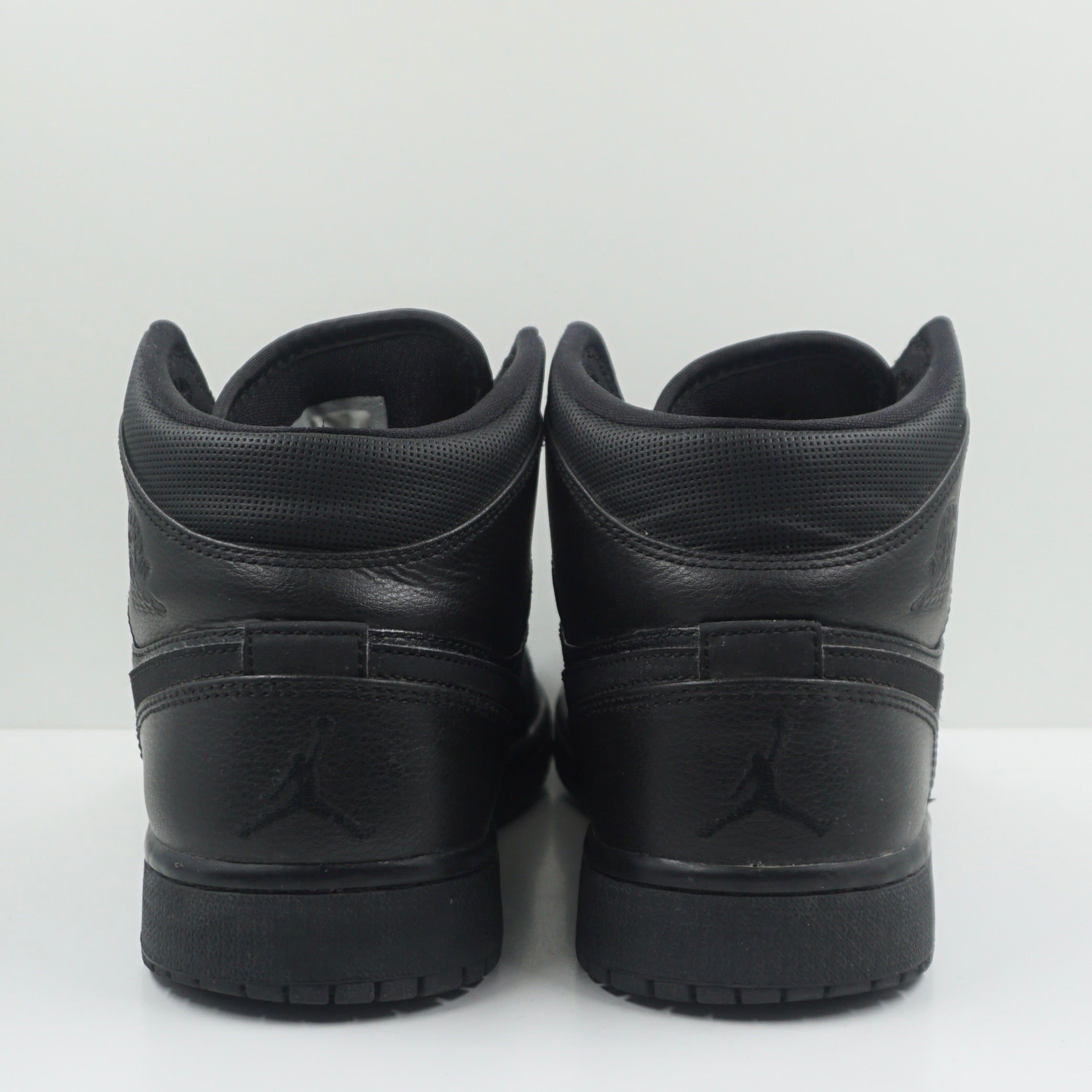 Jordan 1 Retro Mid Black (2015)