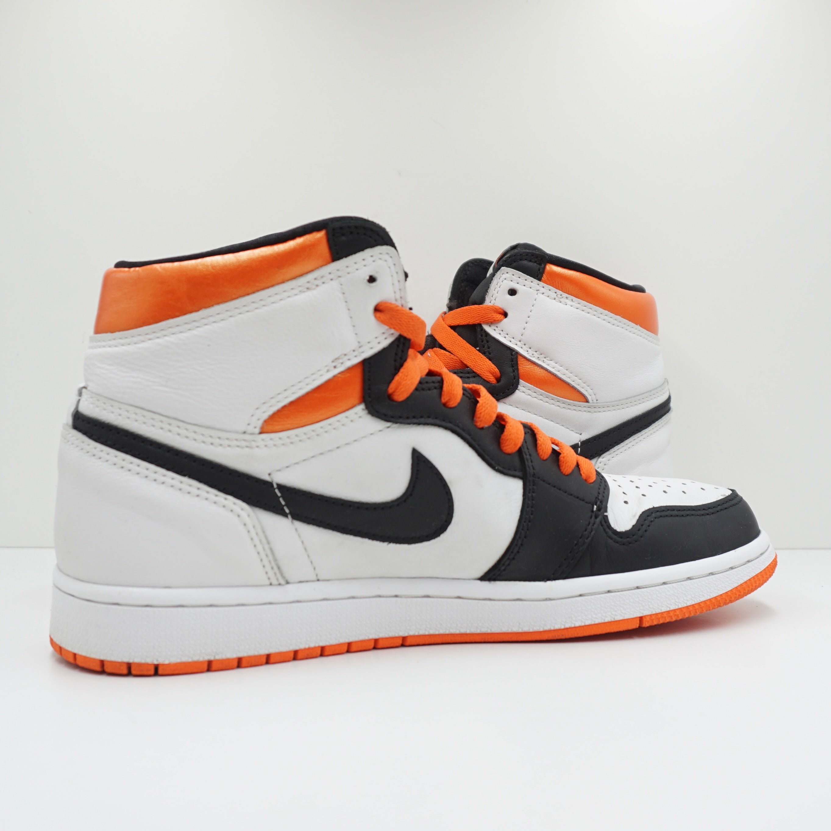 Jordan 1 Retro High Electro Orange