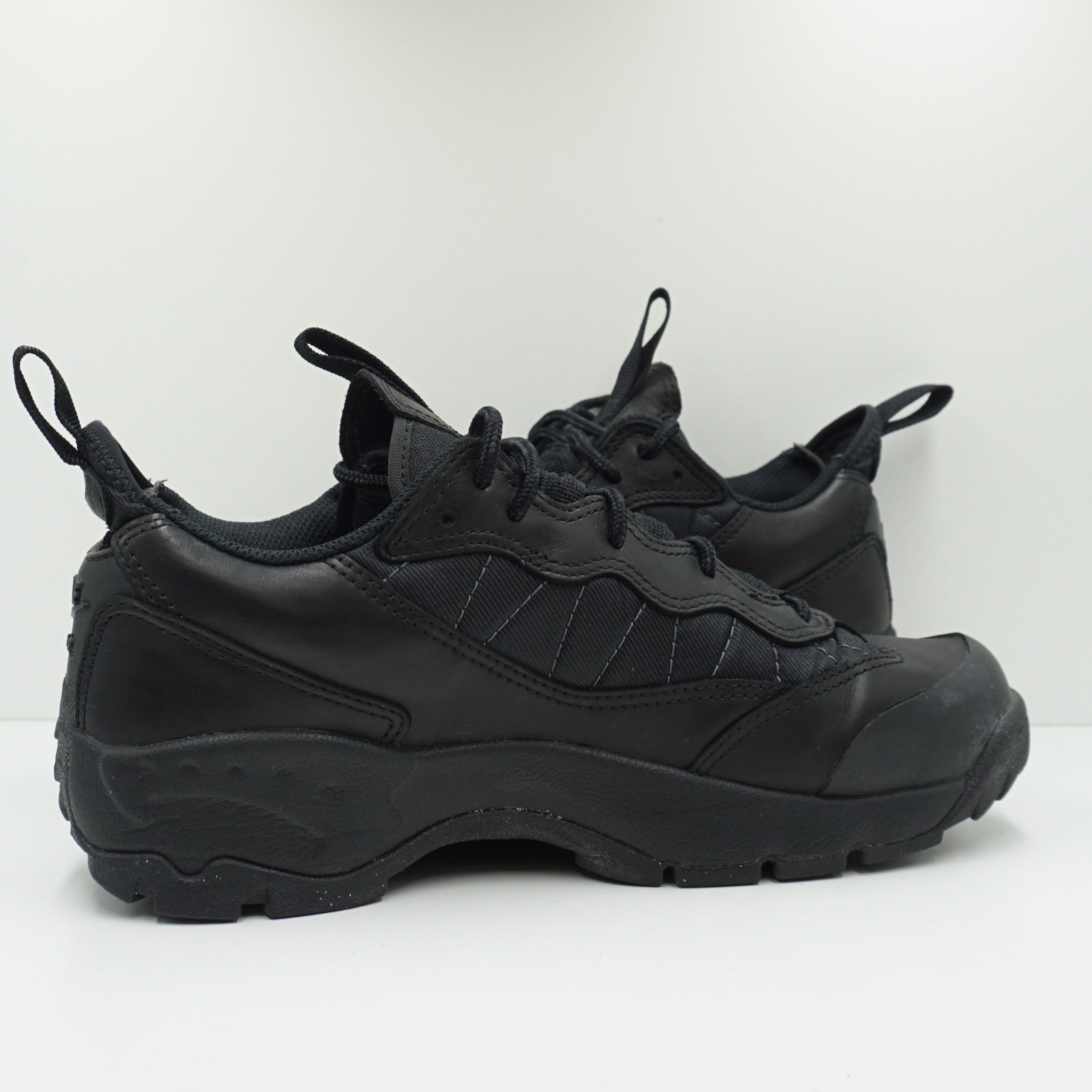 Nike ACG Air Mada Low Triple Black