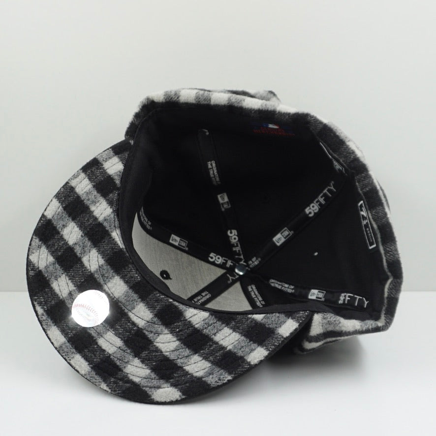 New Era Los Angeles Dodgers Ear Flap Flannel Black Fitted Cap