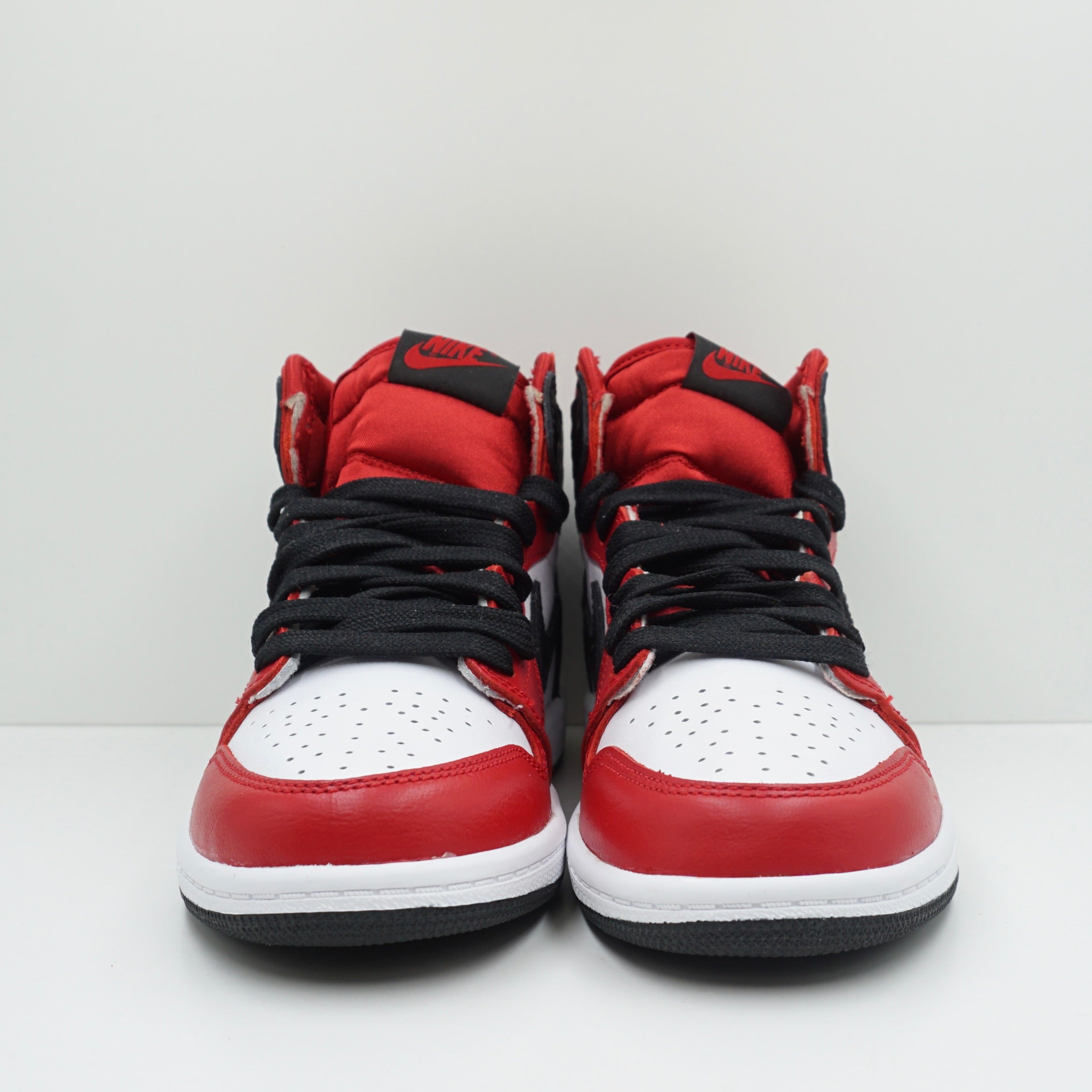 Jordan 1 Retro High Satin Snake Chicago (PS)