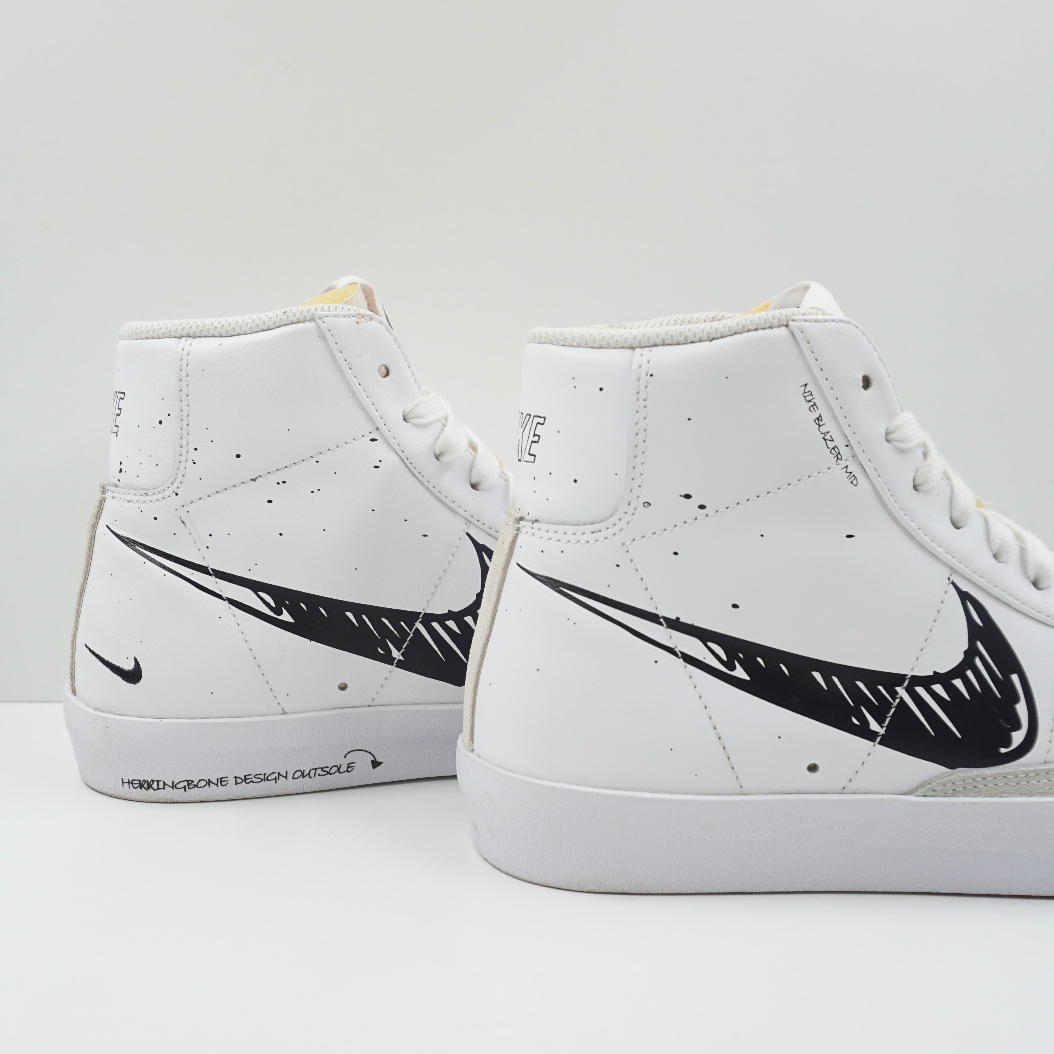 Nike Blazer Mid 77 Sketch White Black