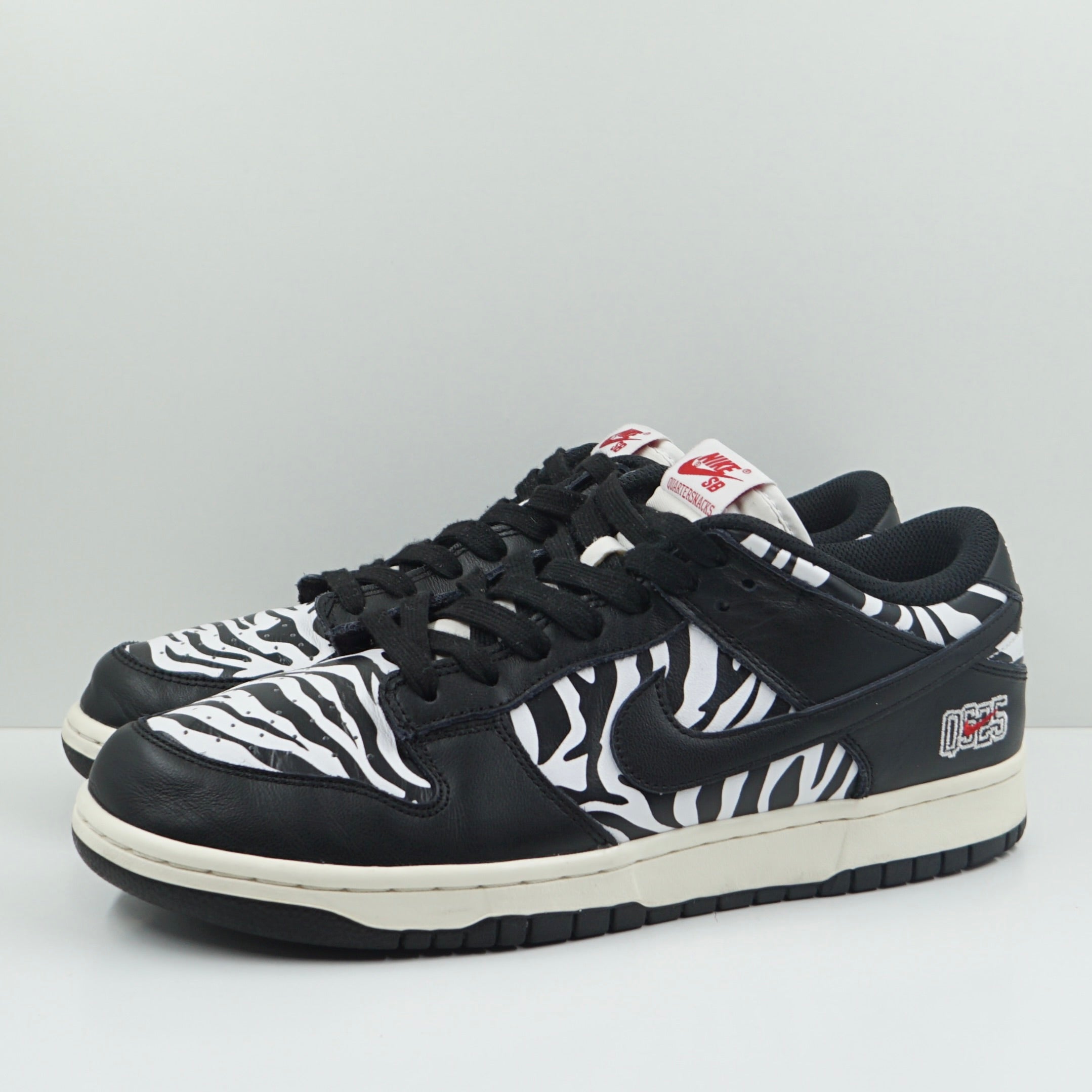 Nike SB Dunk Low OG QS Quartersnacks Zebra