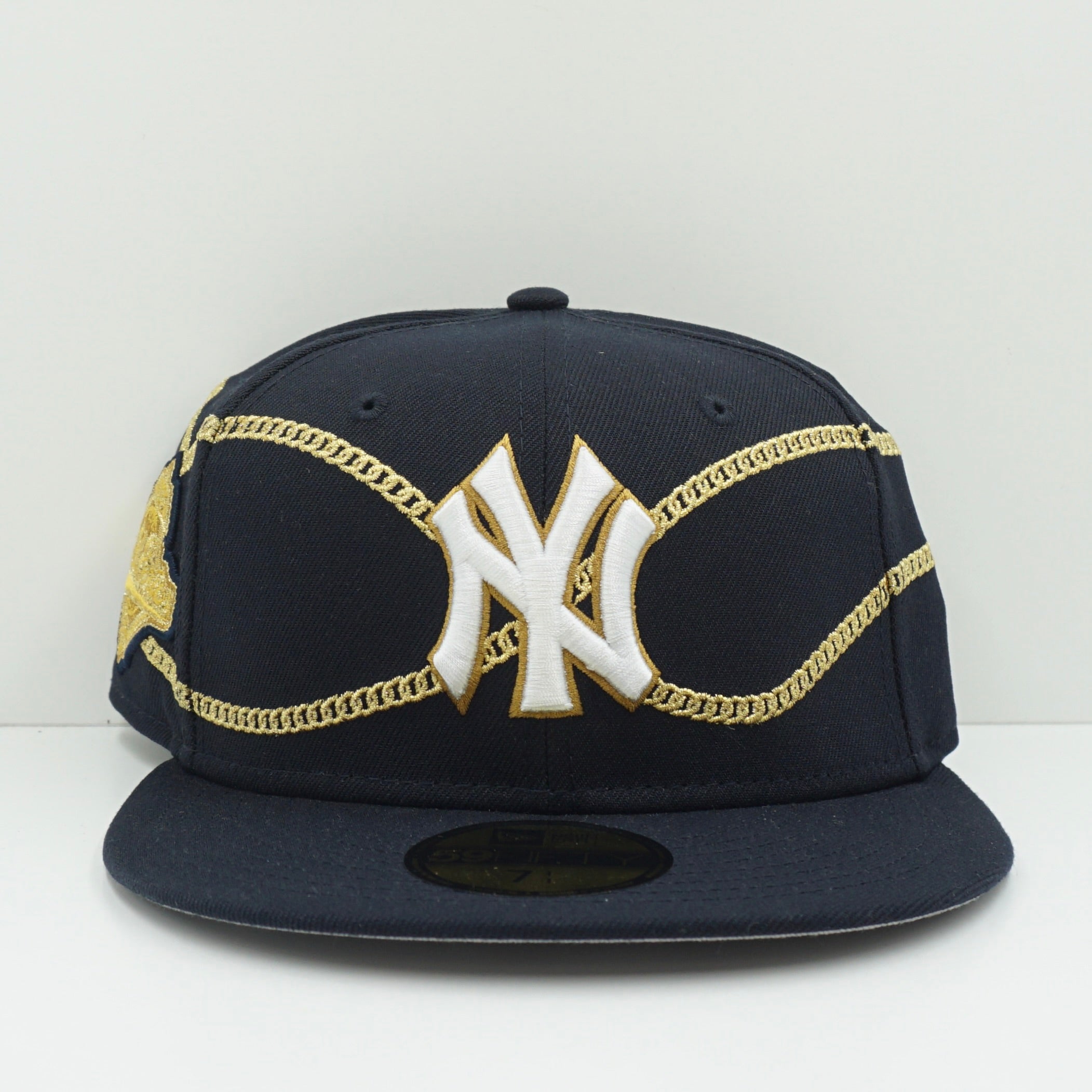 New Era Cooperstown New York Yankees Gold Chain Navy Fitted Cap