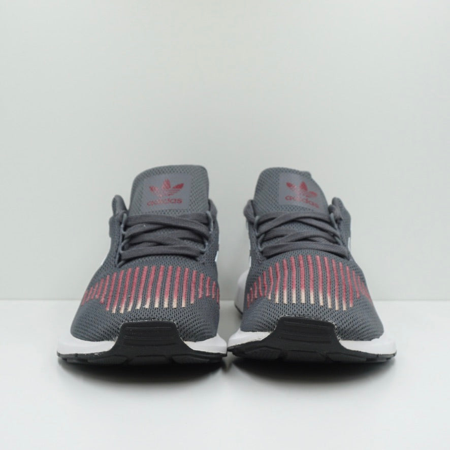 Adidas Swift Run Grey