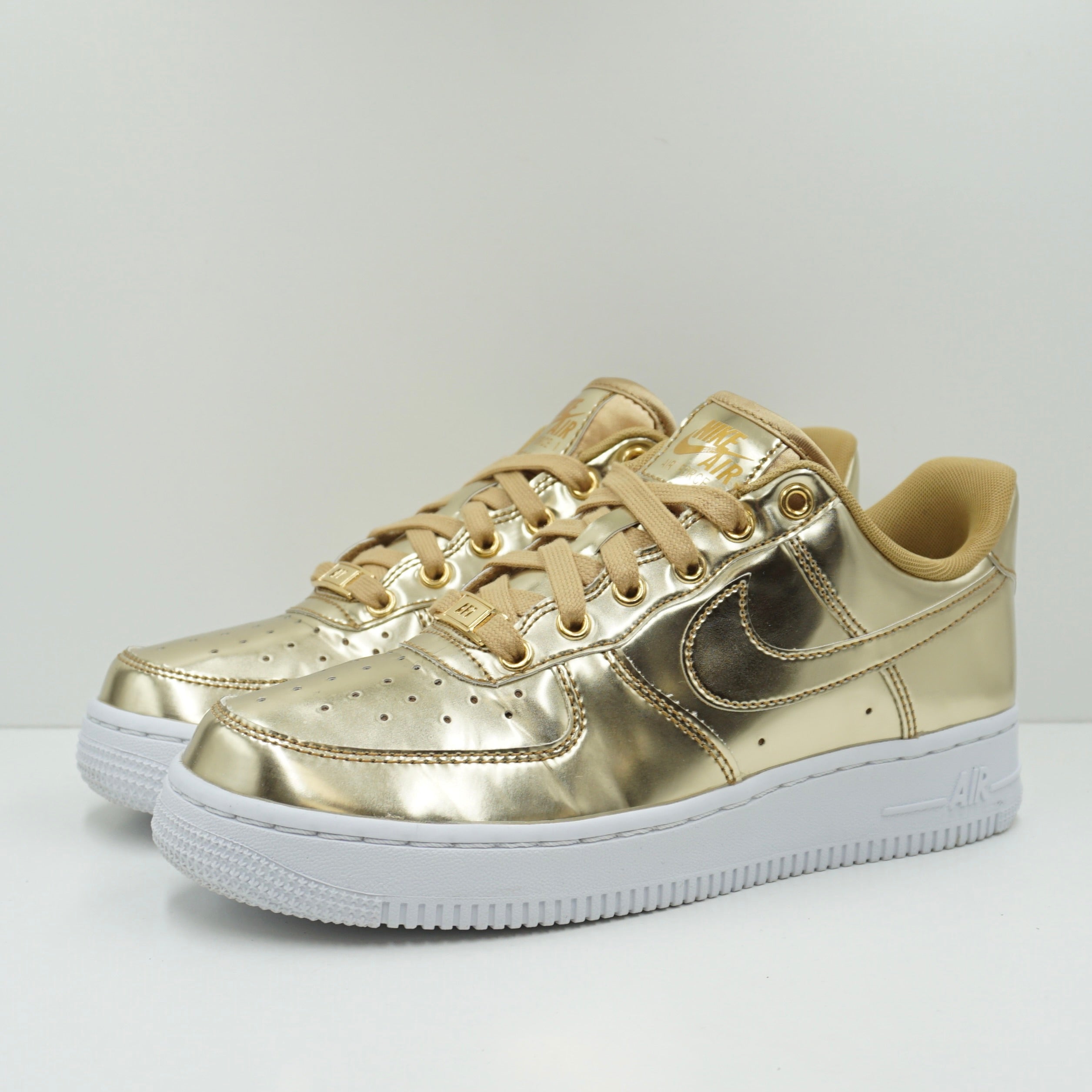 Nike Air Force 1 Low Metallic Gold (W)