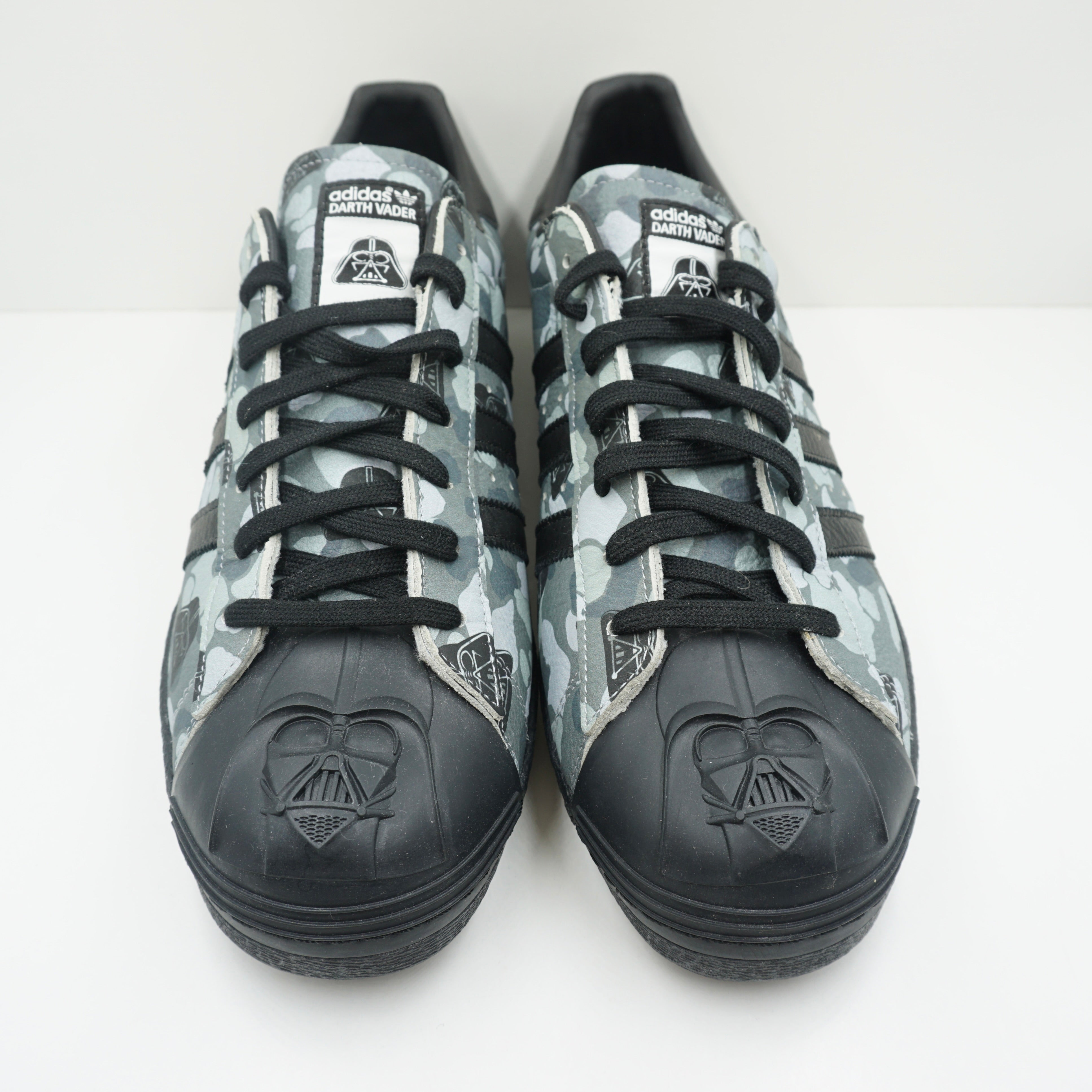 Adidas MI Superstar Star Wars Darth Vader Superstar (2015)