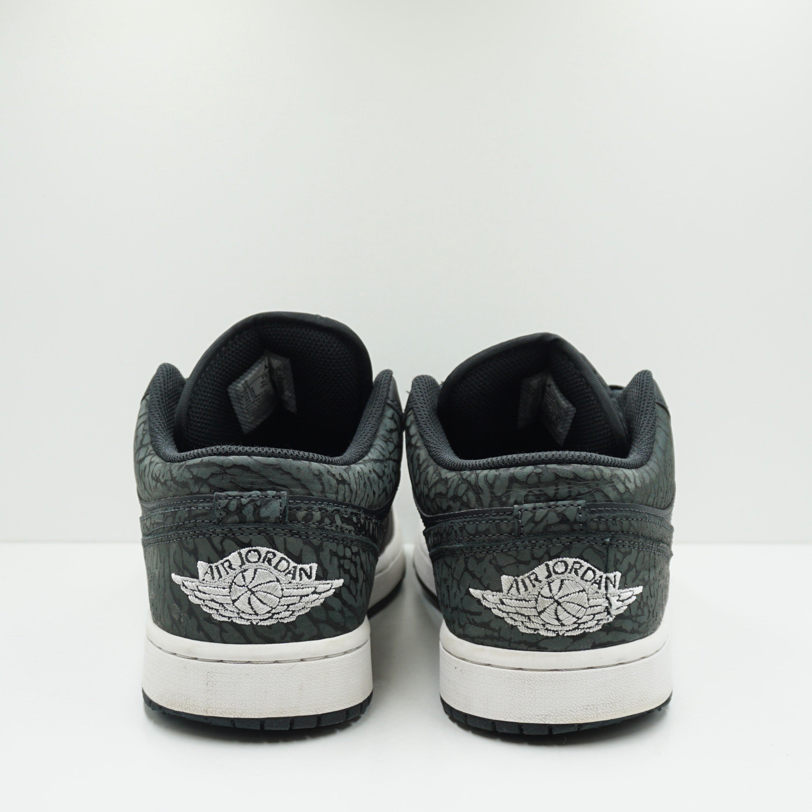 Jordan 1 Low SE Black Elephant