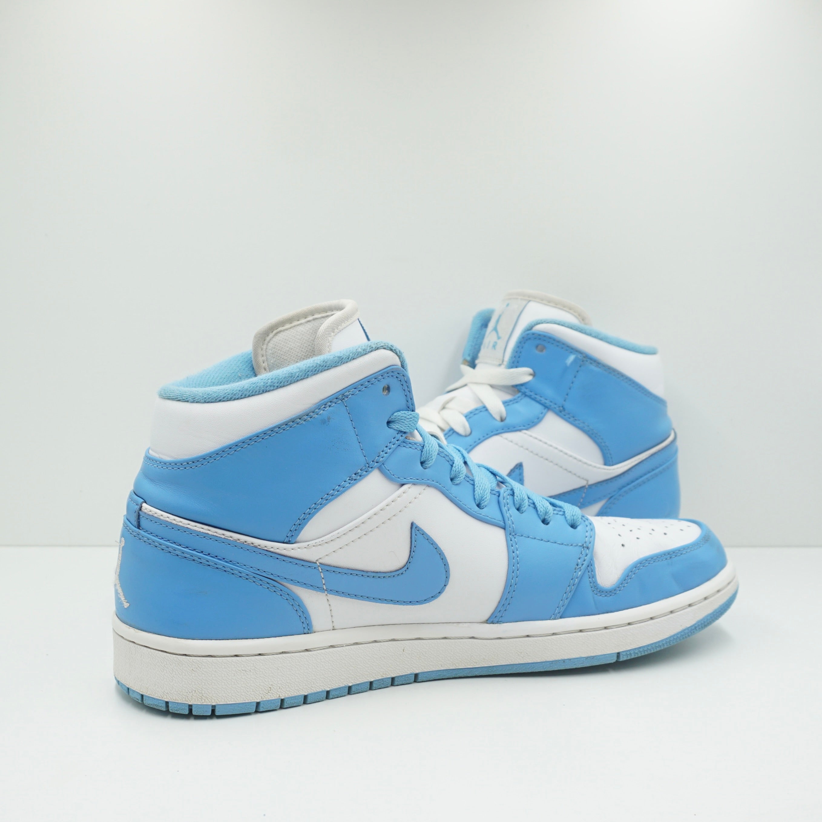 Jordan 1 Retro Mid UNC
