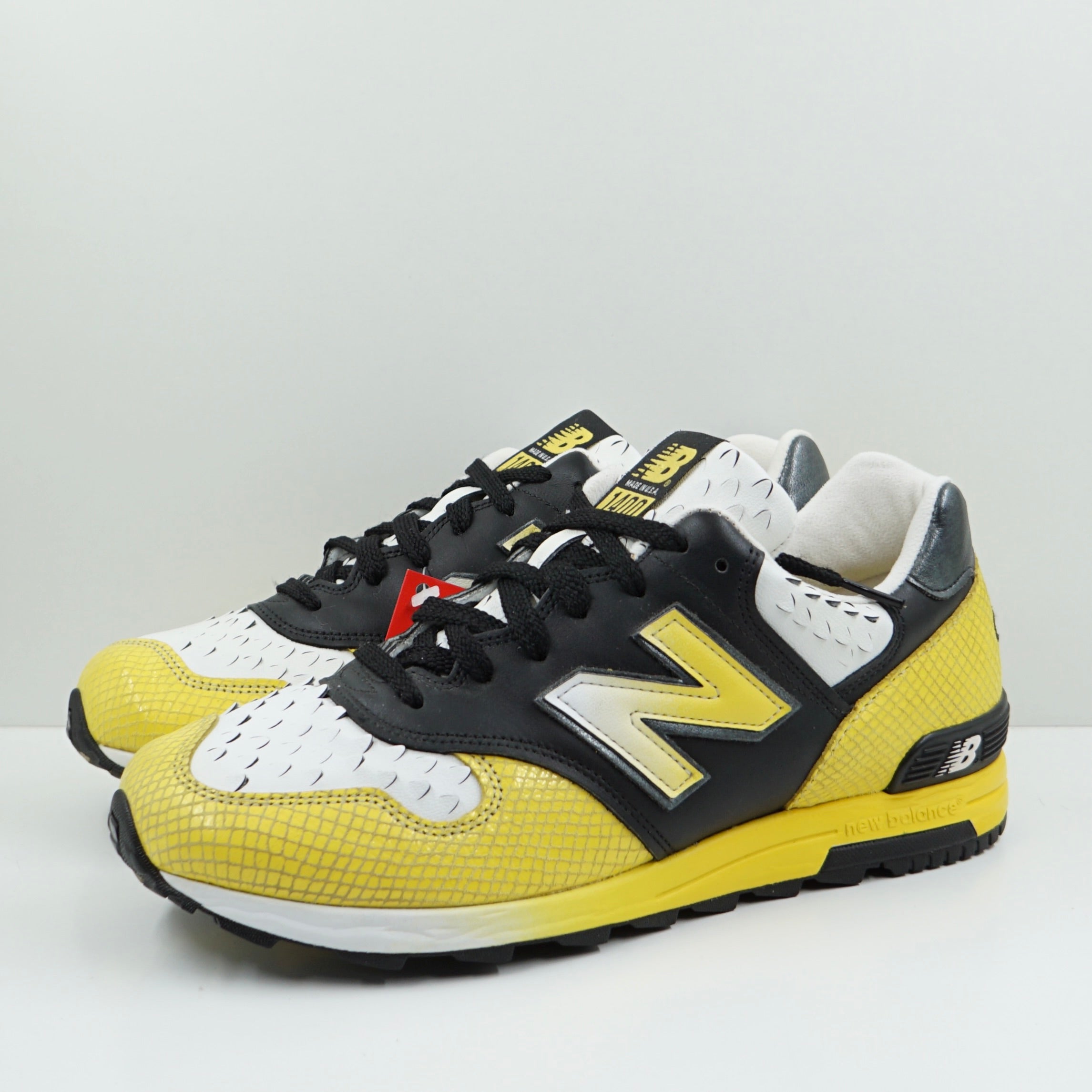 New Balance 1400 Super Team 33 Butterfly Fish