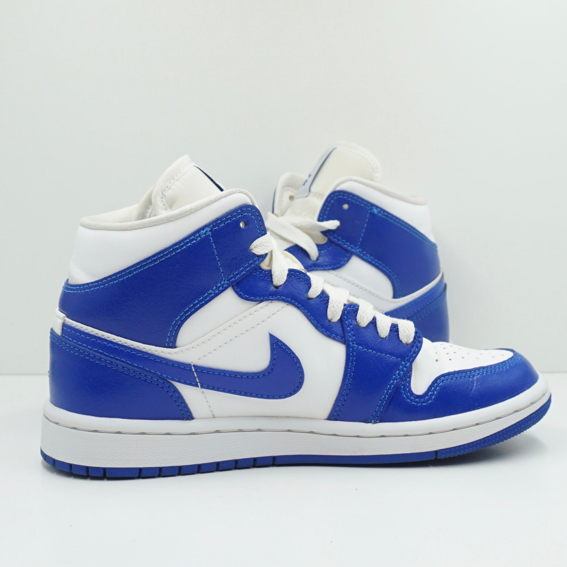 Jordan 1 Mid Kentucky Blue (W)