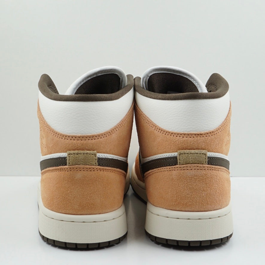 Jordan 1 Mid Light Cognac