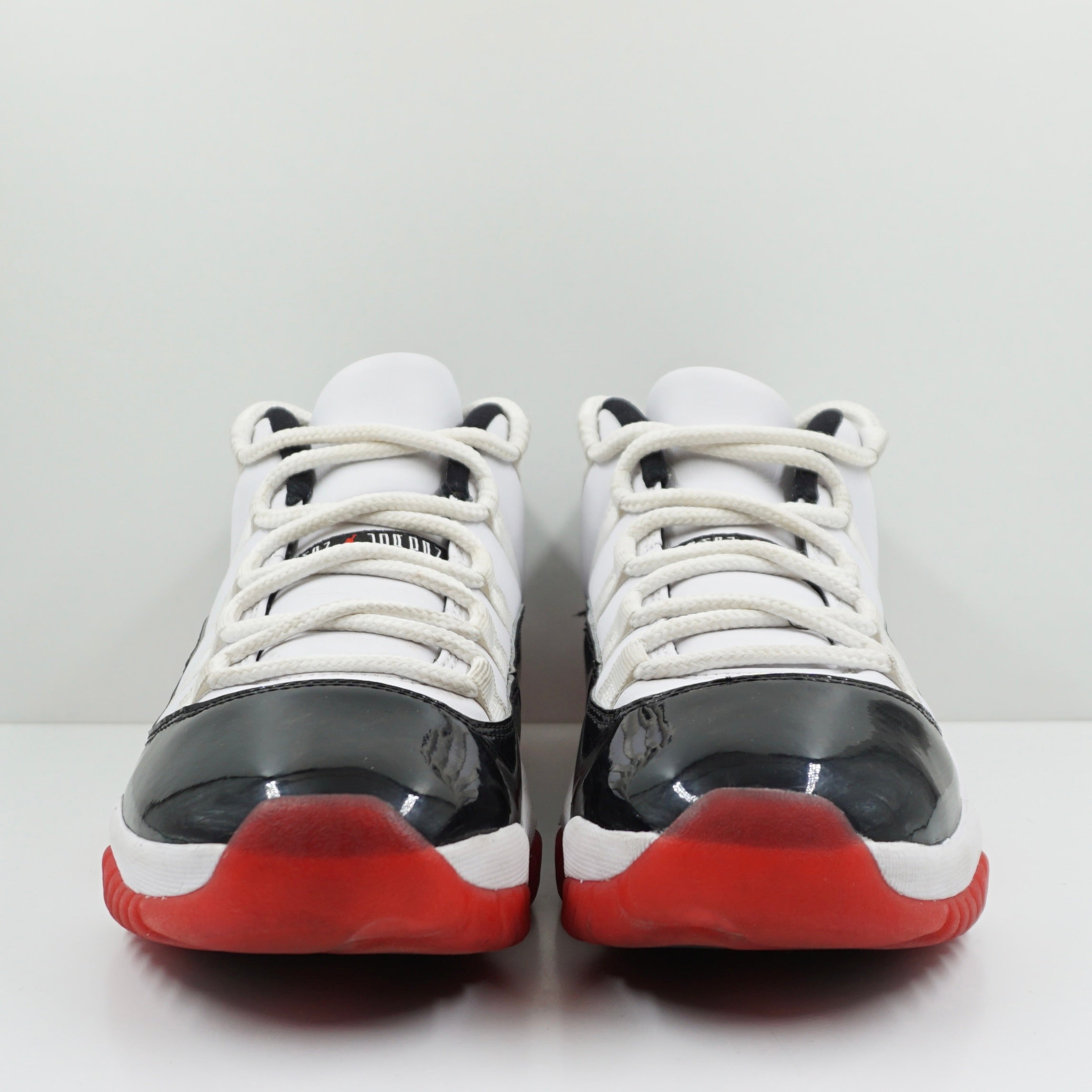 Jordan 11 Retro Low Concord Bred