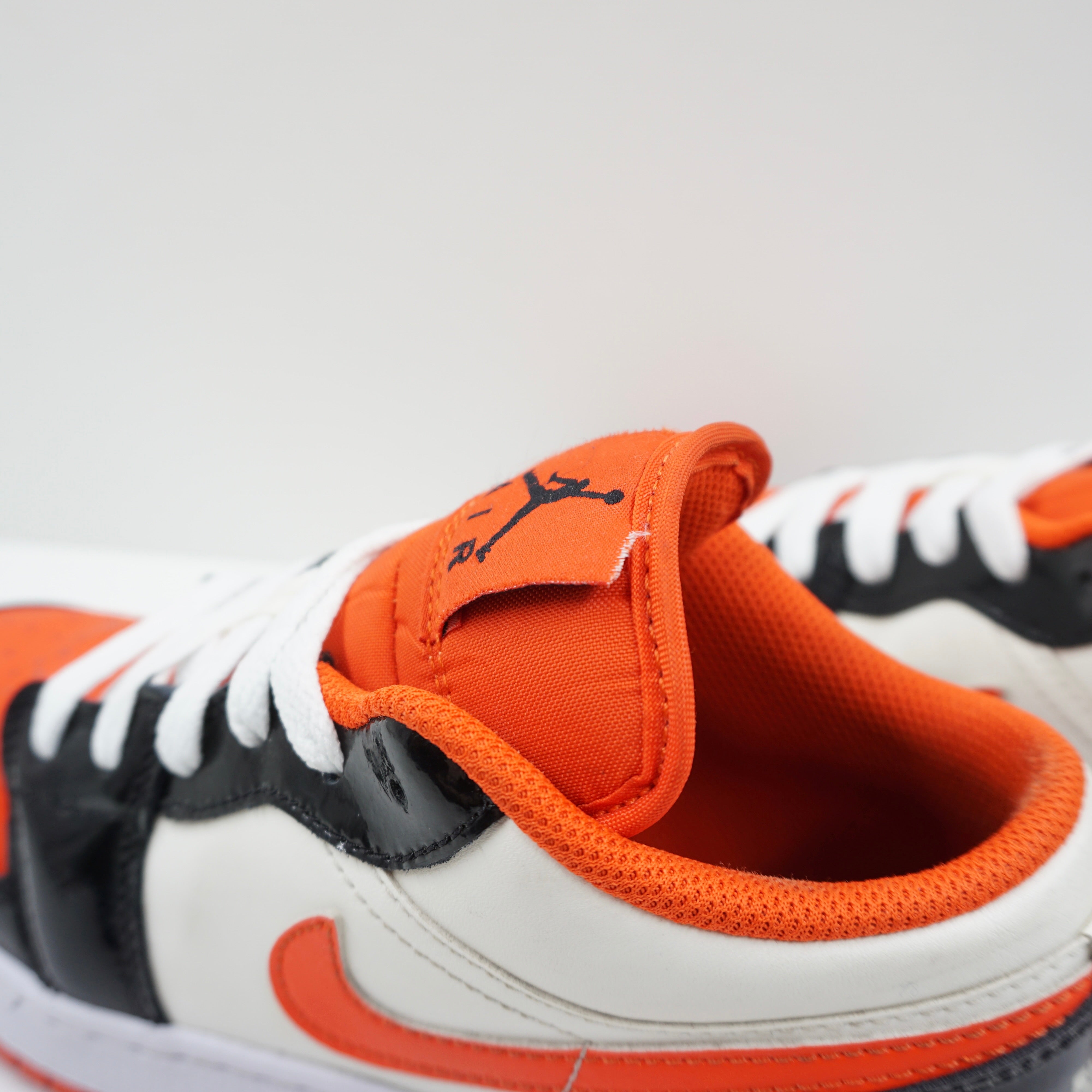 Jordan 1 Low Halloween (2023) (GS)