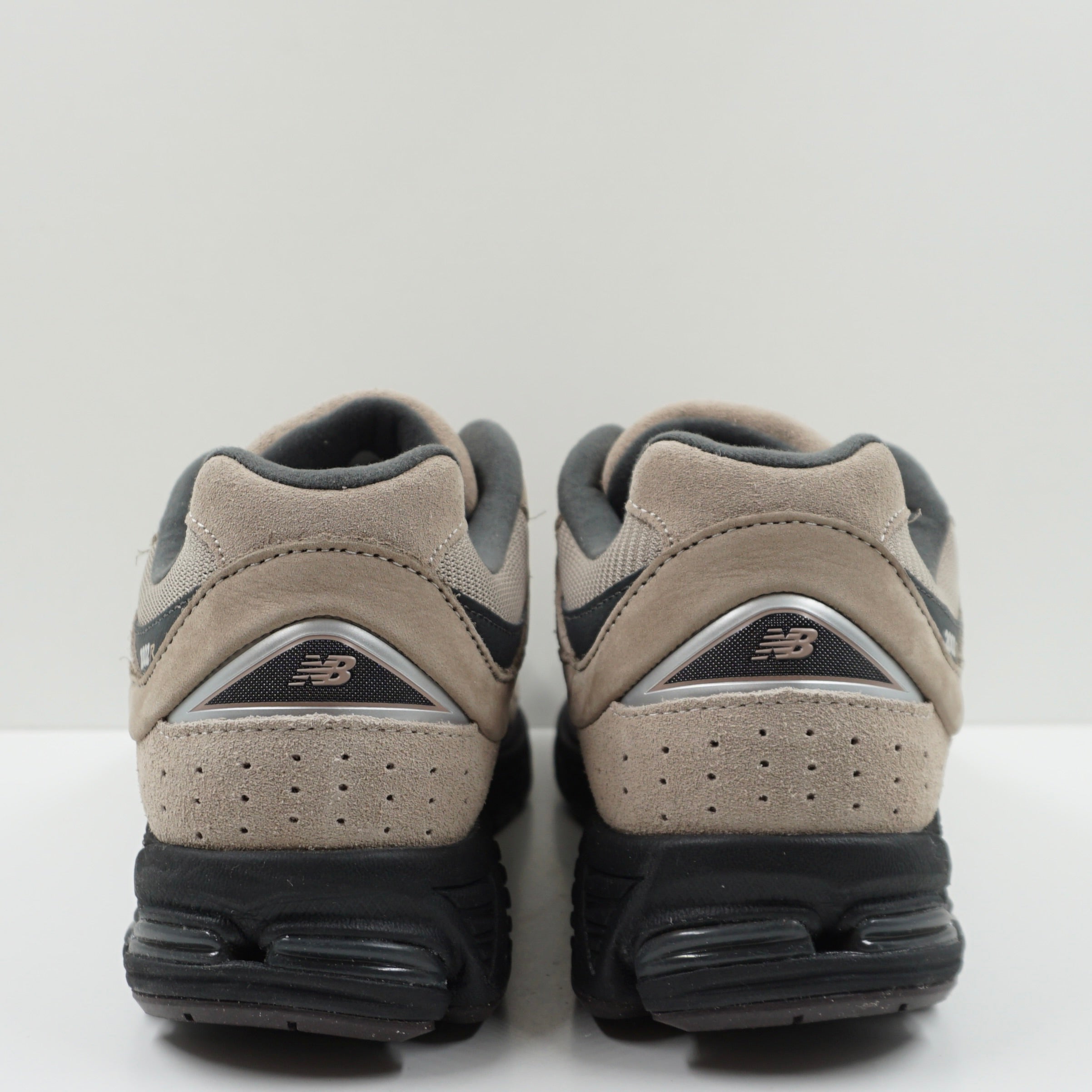 New Balance 2002R Driftwood