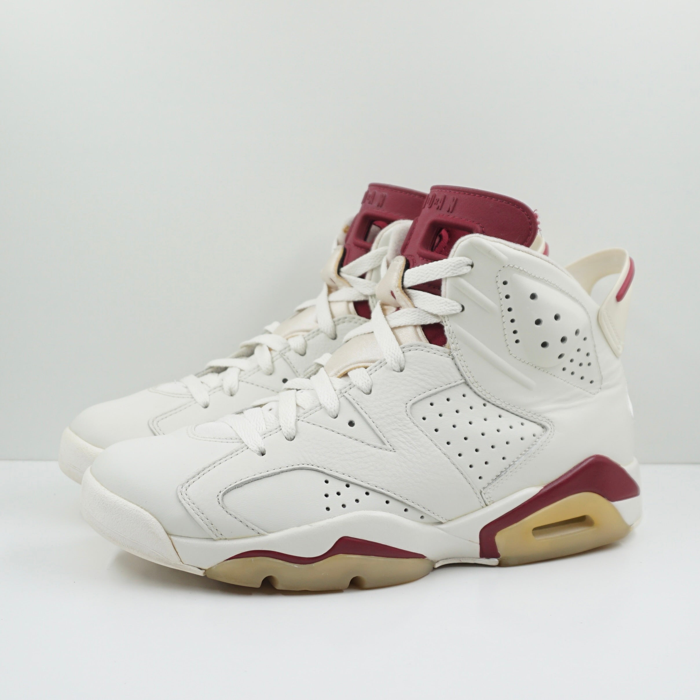 Jordan 6 Retro Maroon (2015)