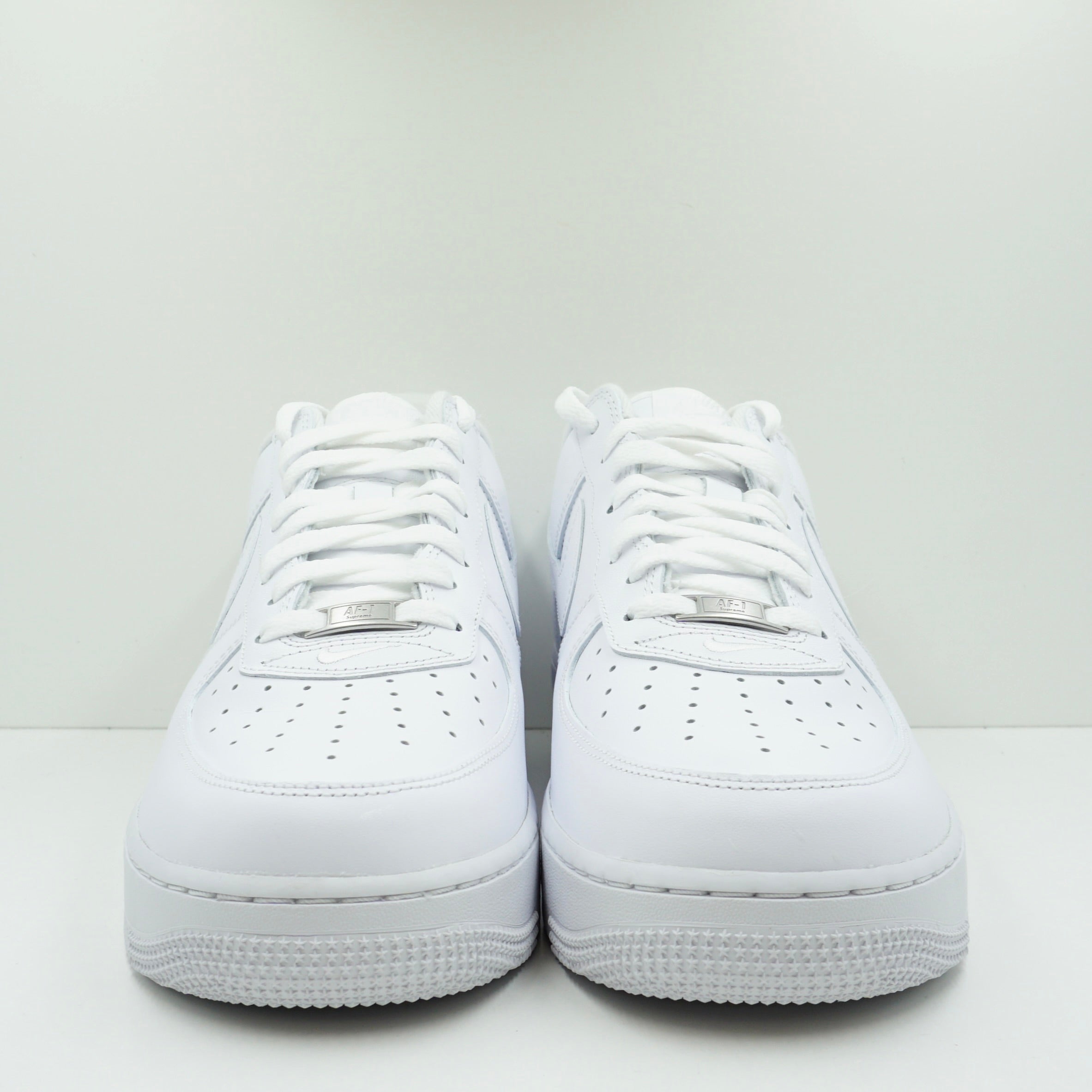 Nike Air Force 1 Low Supreme White