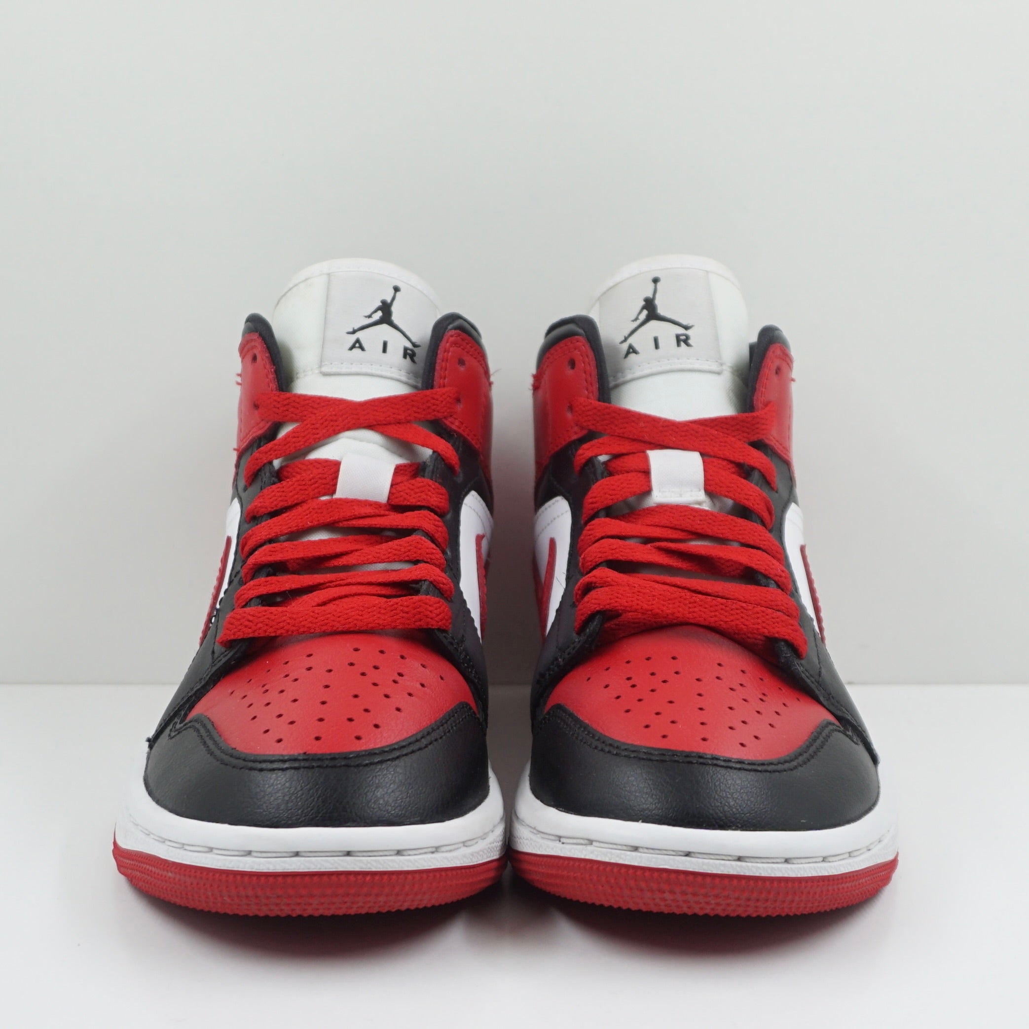 Jordan 1 Mid Alternate Bred Toe (W)