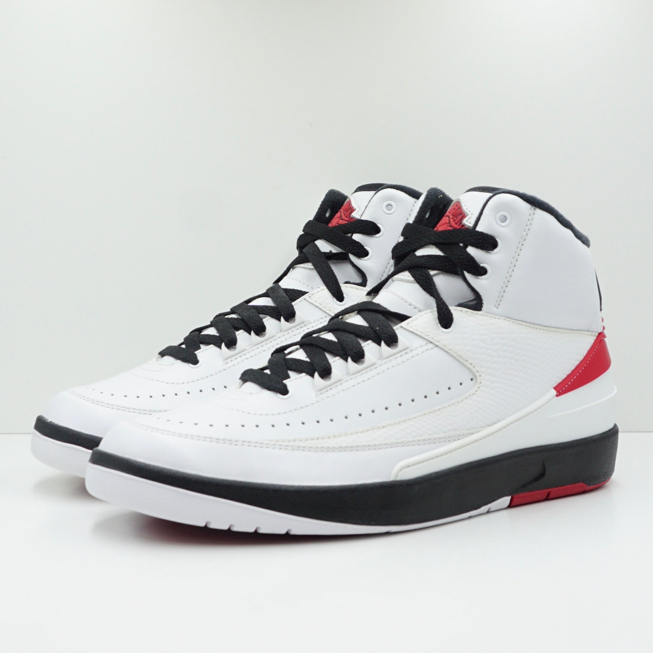 Jordan 2 Retro OG Chicago (2022)