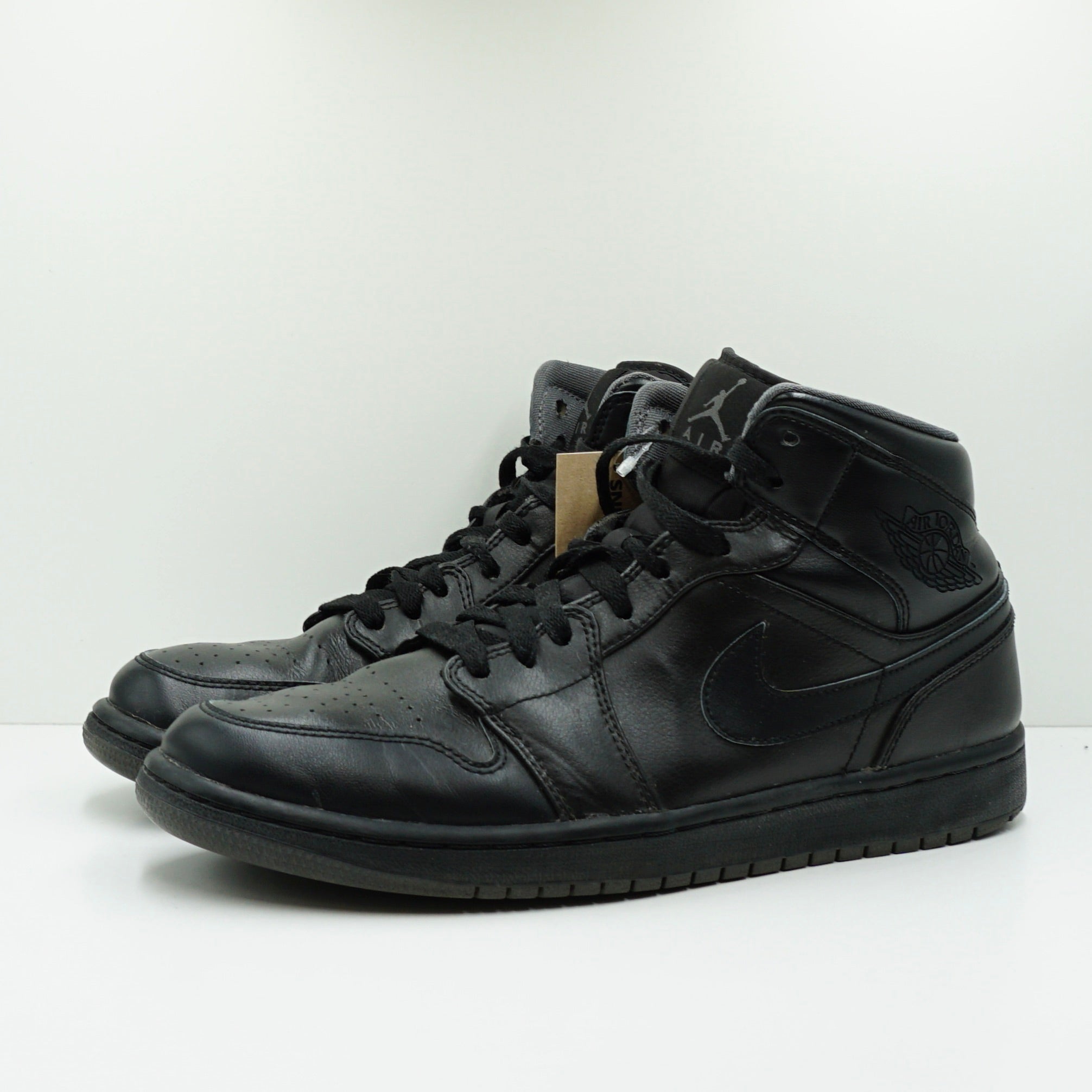 Jordan 1 Mid Black (2015)