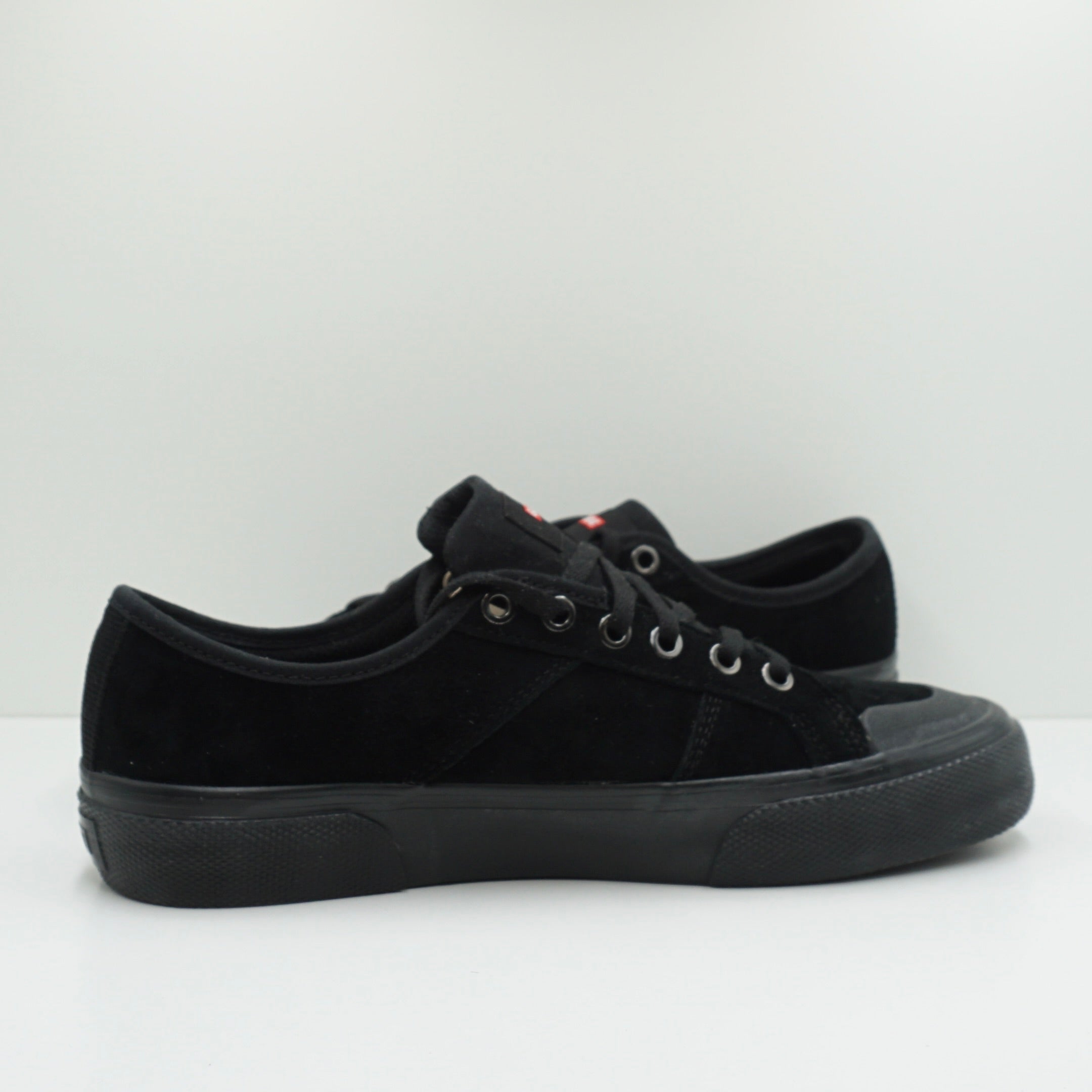Globe Surplus Black