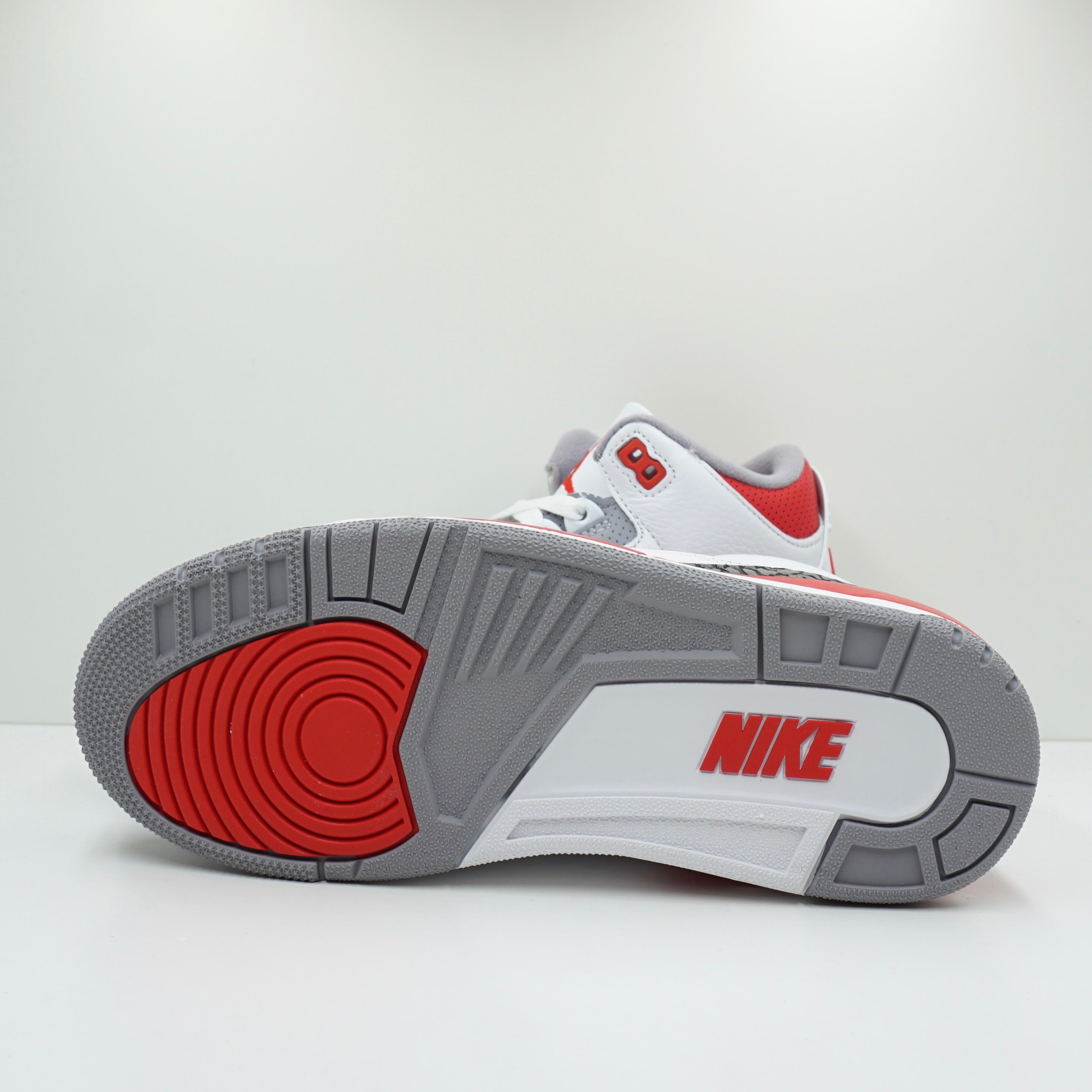 Jordan 3 Retro Fire Red (2022)