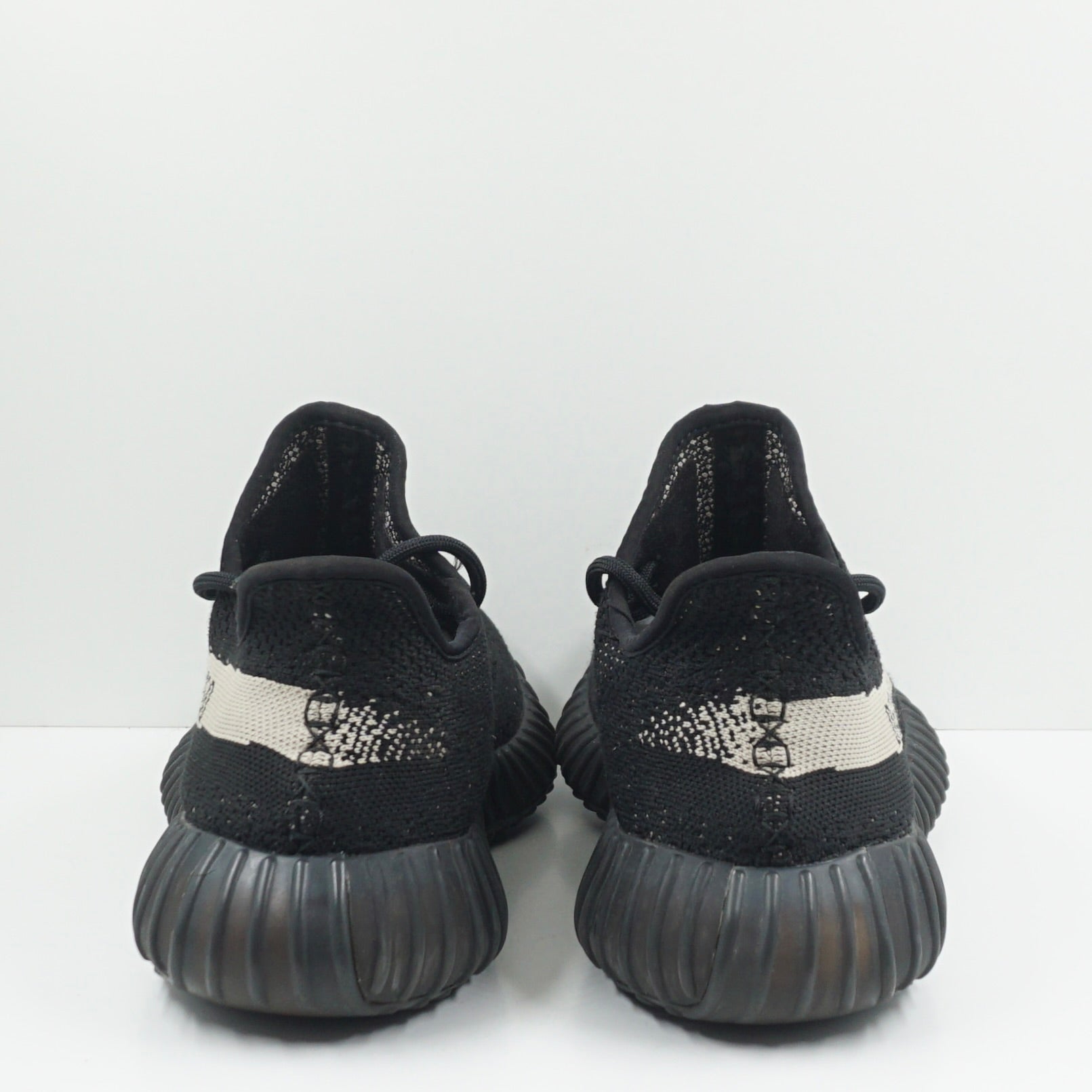 Adidas Yeezy Boost 350 V2 Core Black White (2016/2022)