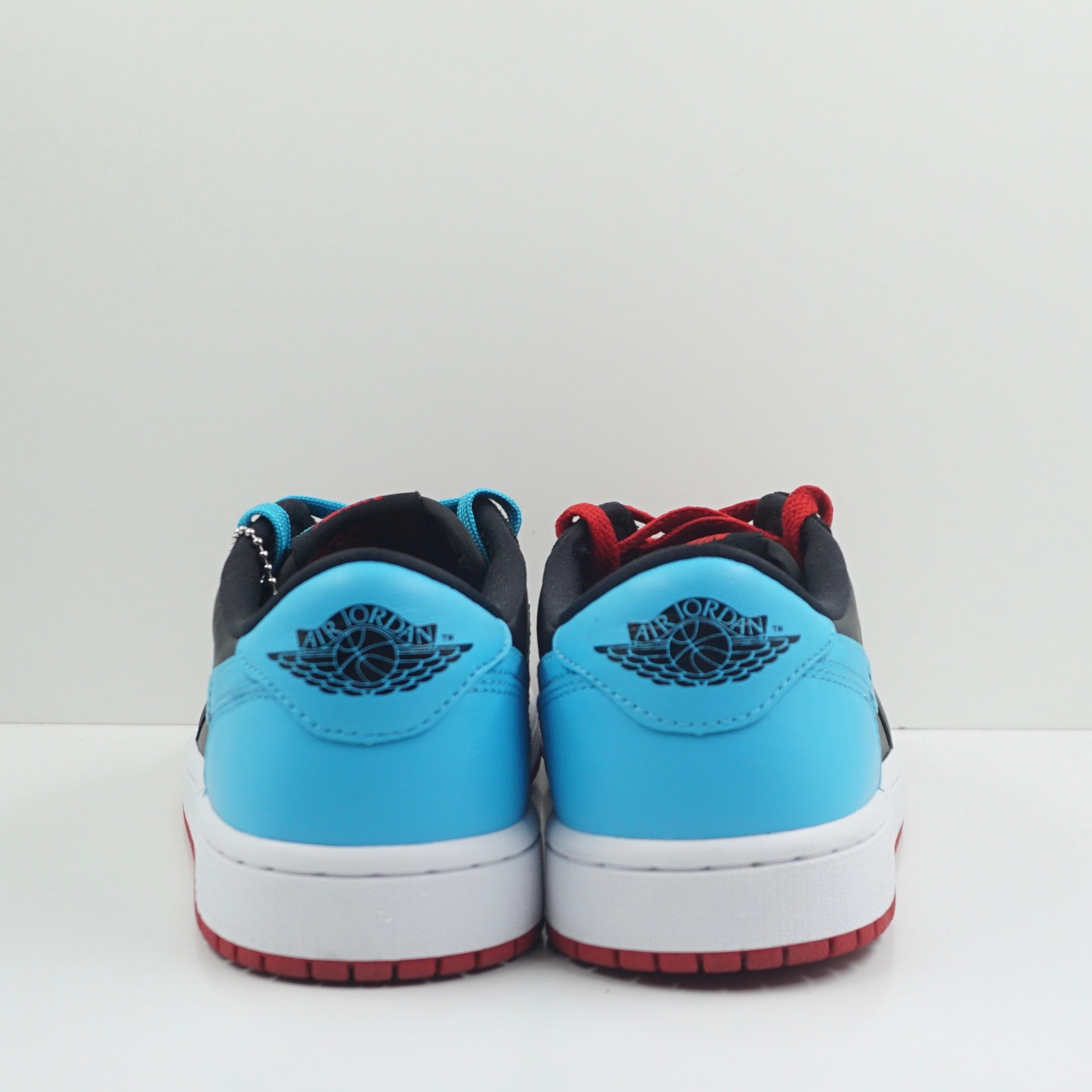 Jordan 1 Retro Low OG NC to Chi (W)