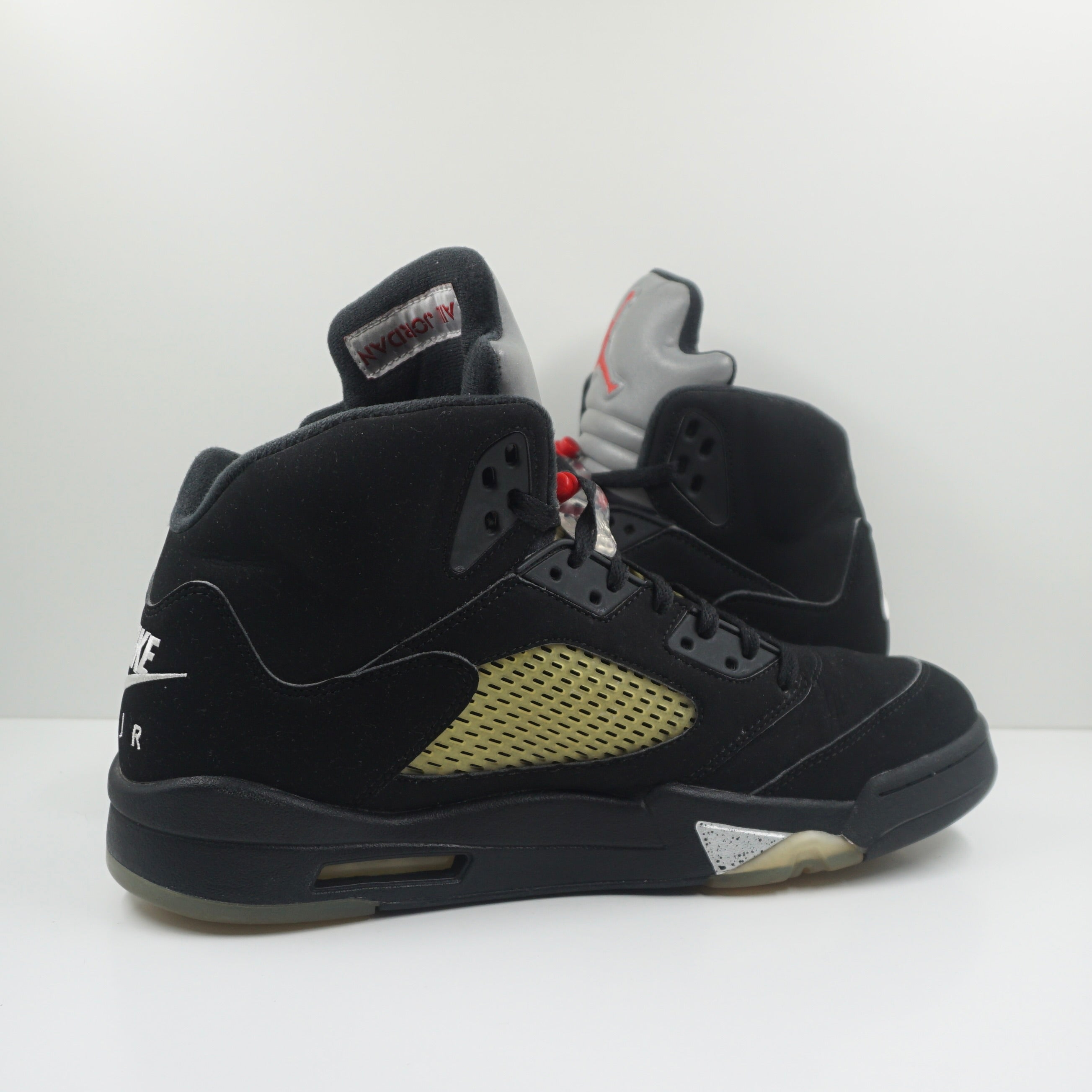 Jordan 5 Retro Black Metallic (2016)