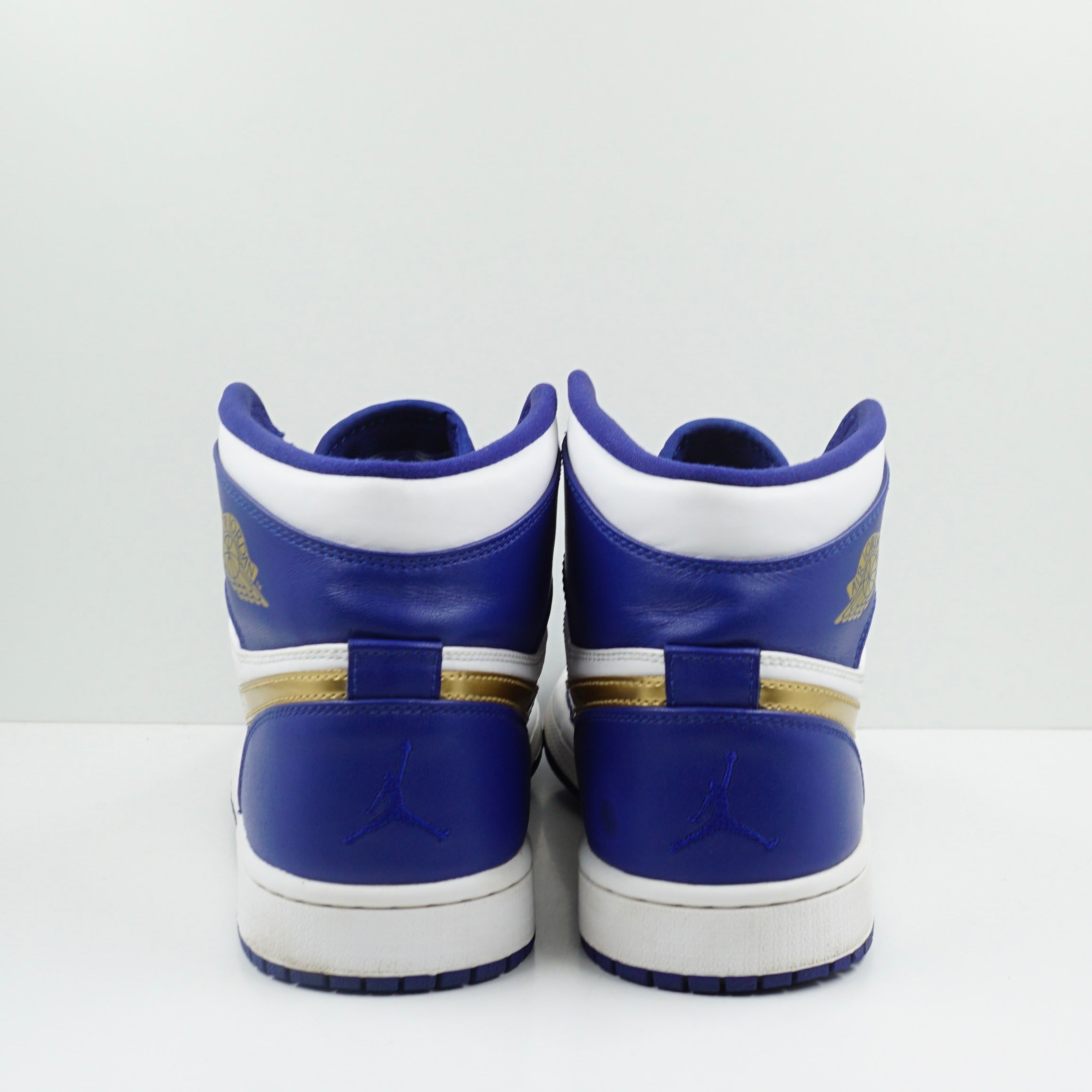 Jordan 1 Retro High Gold Medal