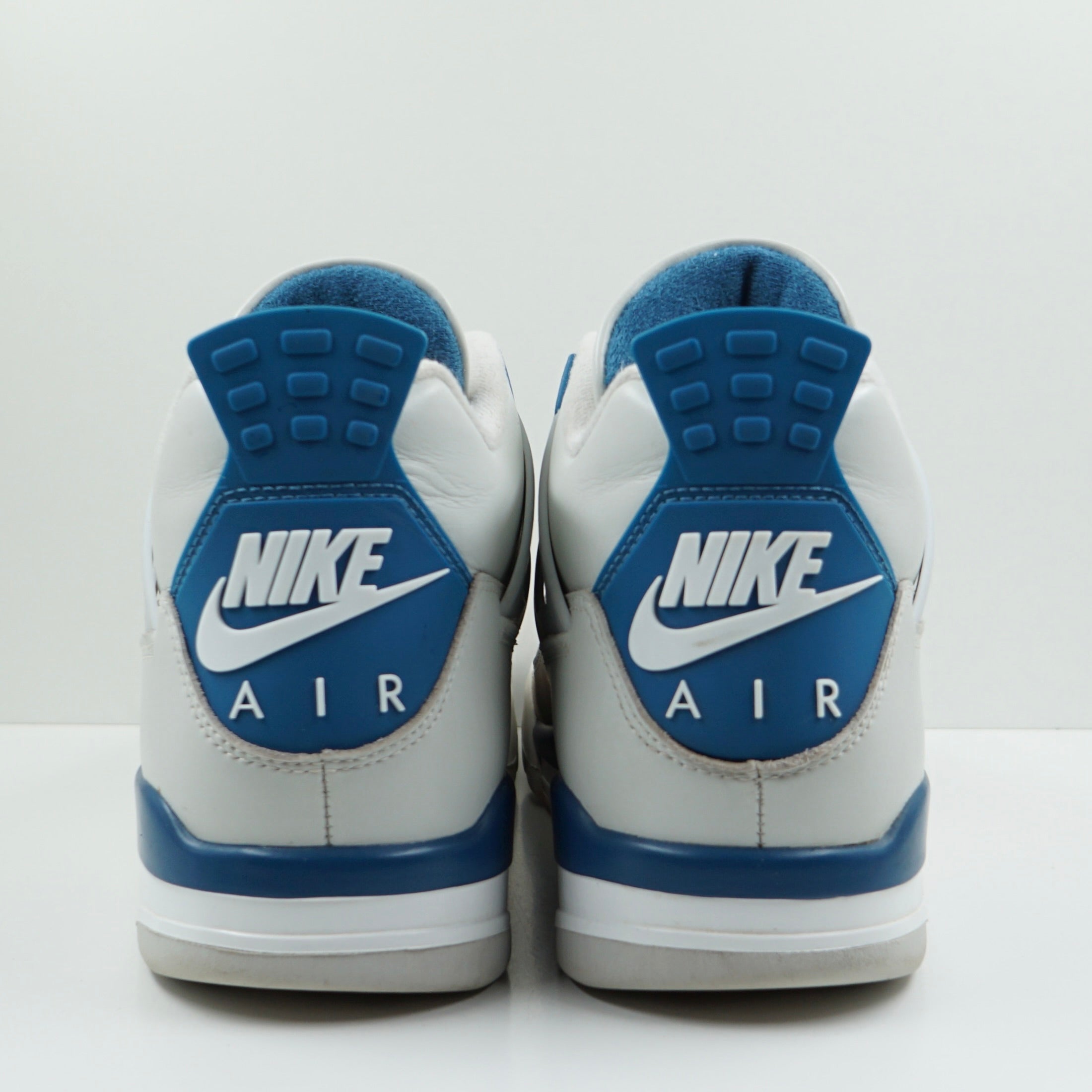 Jordan 4 Retro Military Blue (2024)