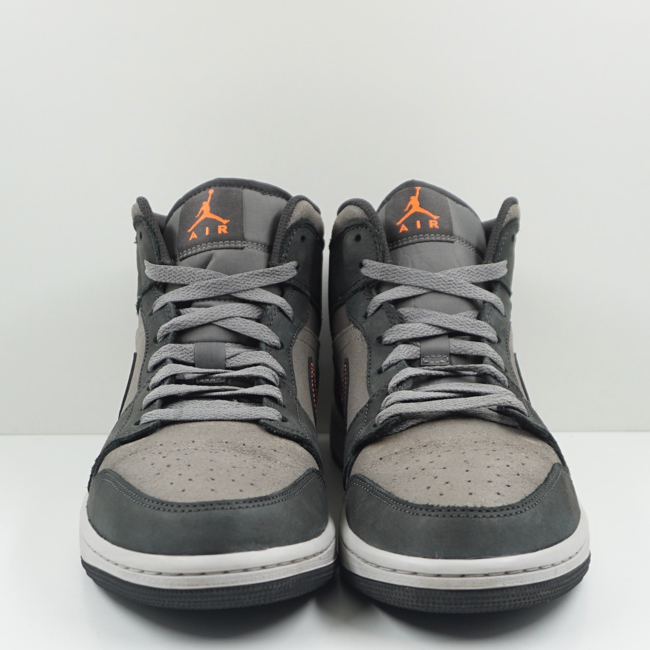 Jordan 1 Mid SE Night Stadium