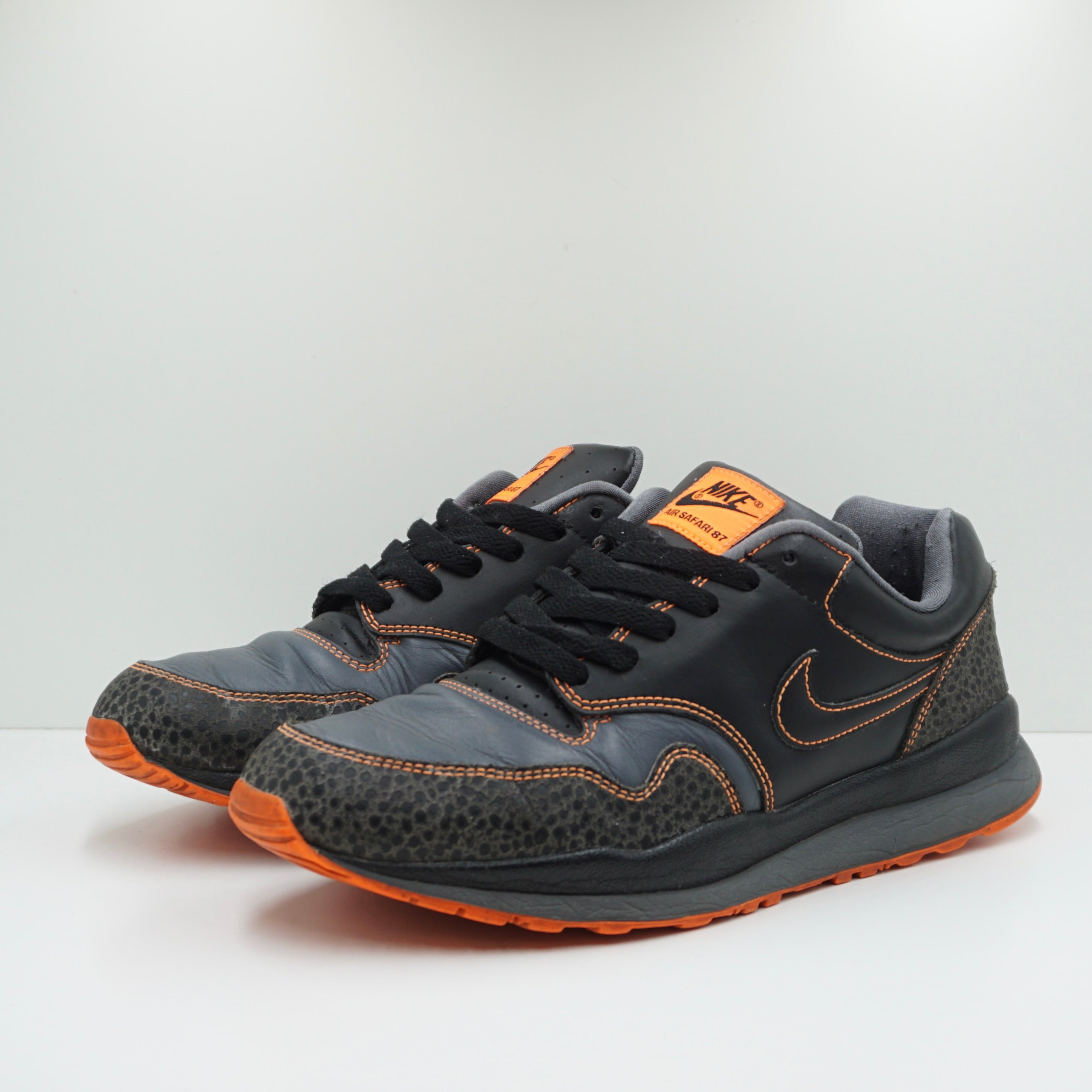 Nike Air Safari 87 Supreme Grey Orange