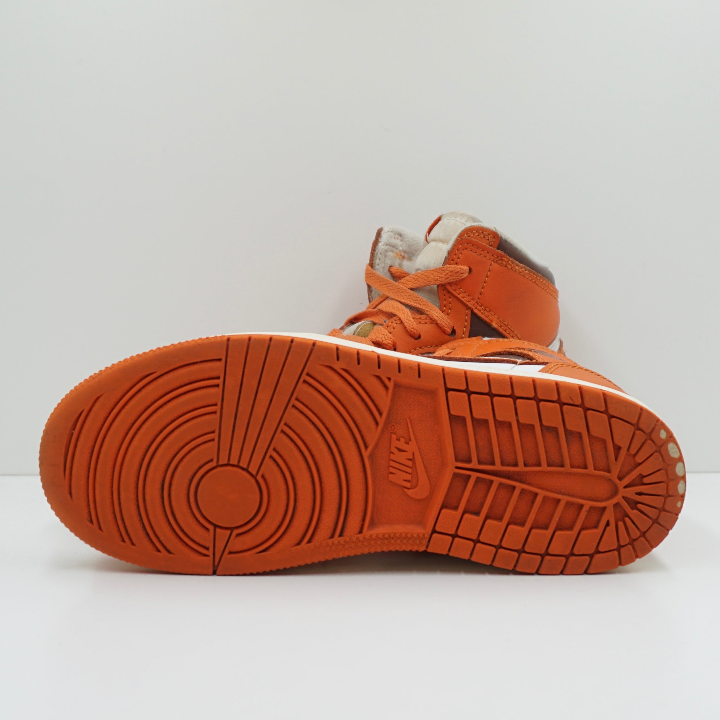 Jordan 1 Retro High OG Starfish (PS)