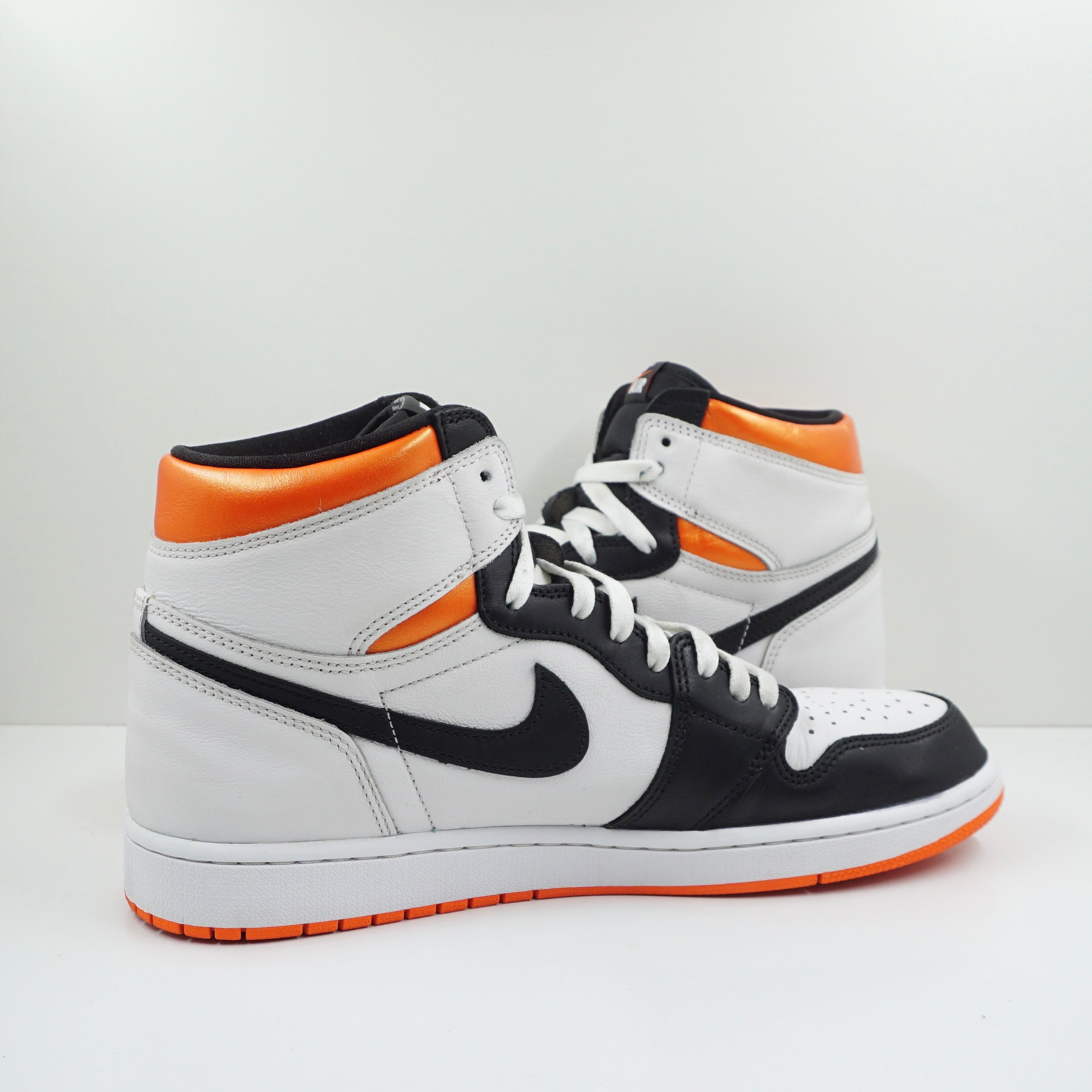 Jordan 1 Retro High Electro Orange