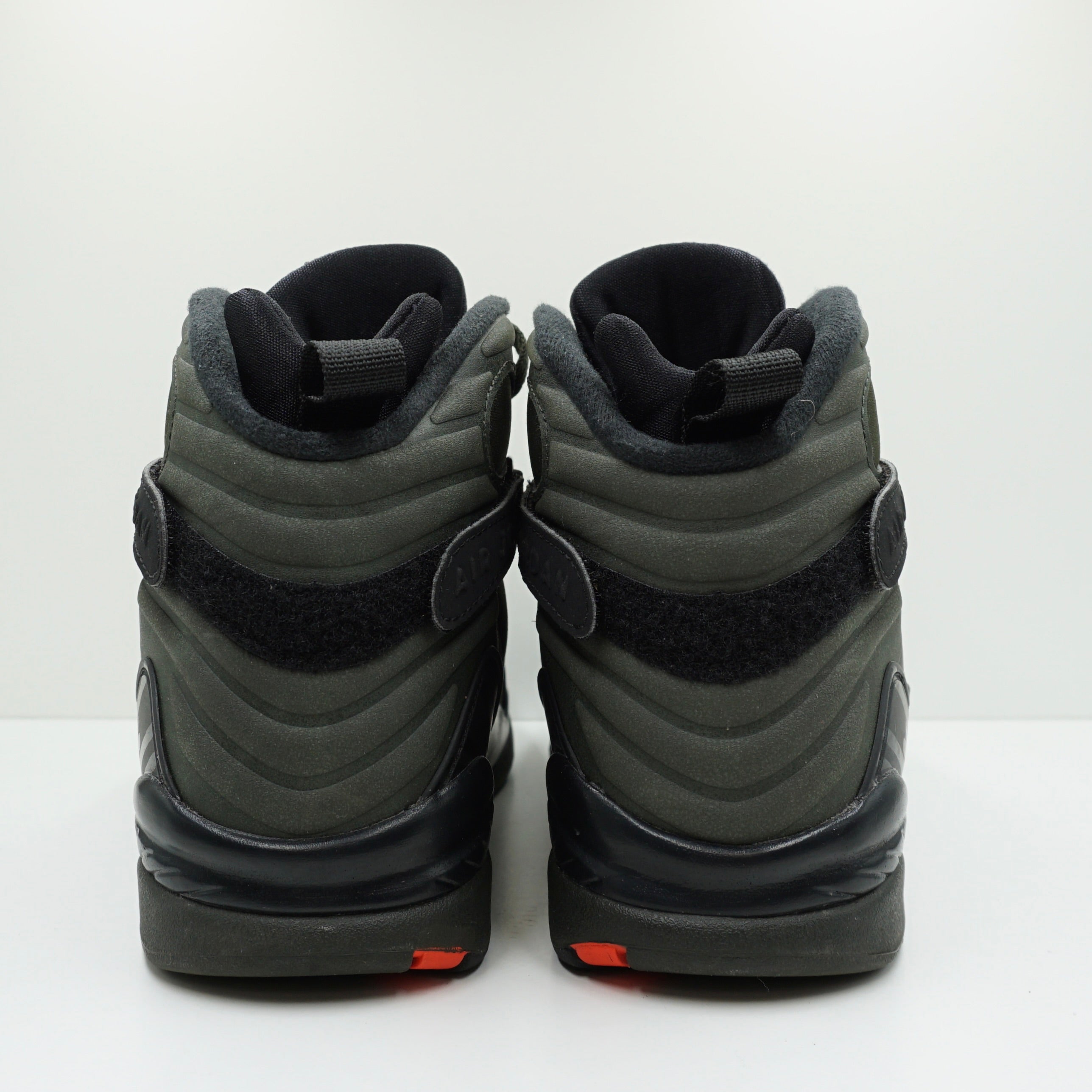 Jordan 8 Retro Take Flight Undefeated