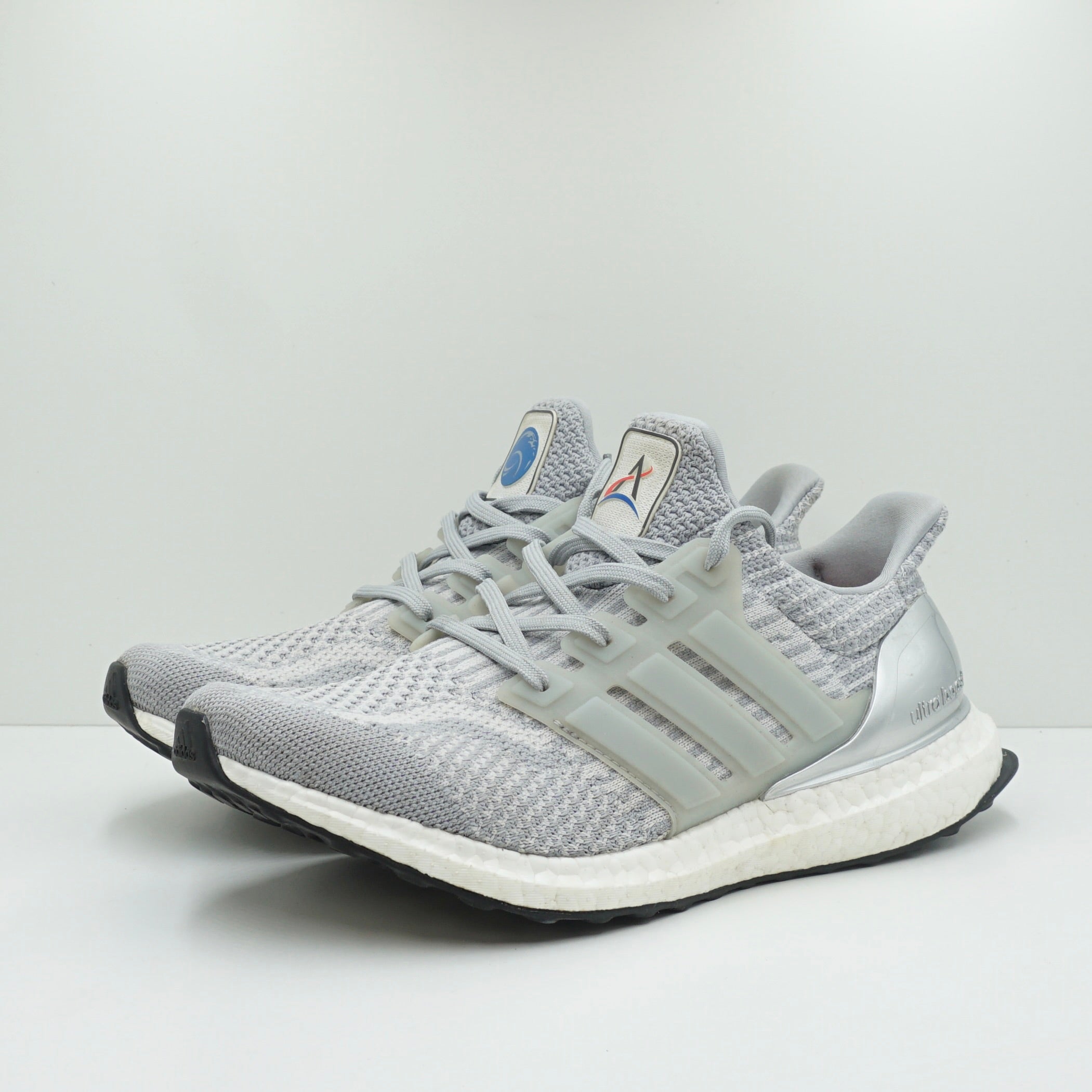 Adidas Ultra Boost 5.0 DNA NASA Halo Silver