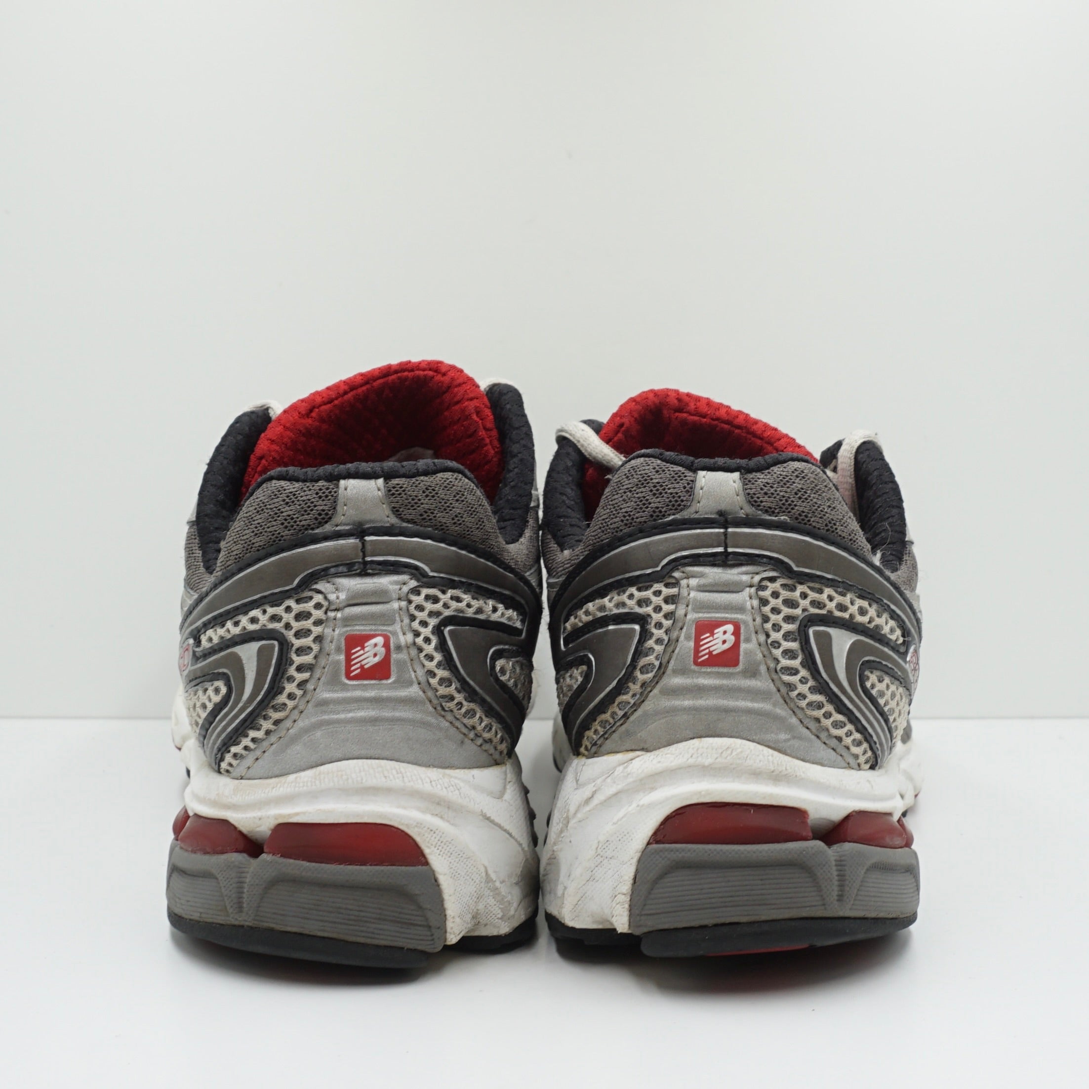 New Balance 860 Silver