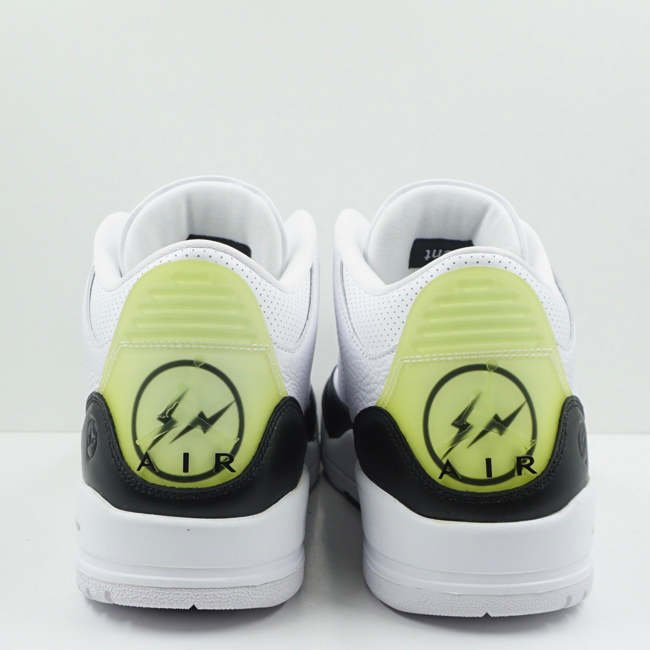 Jordan 3 Retro Fragment