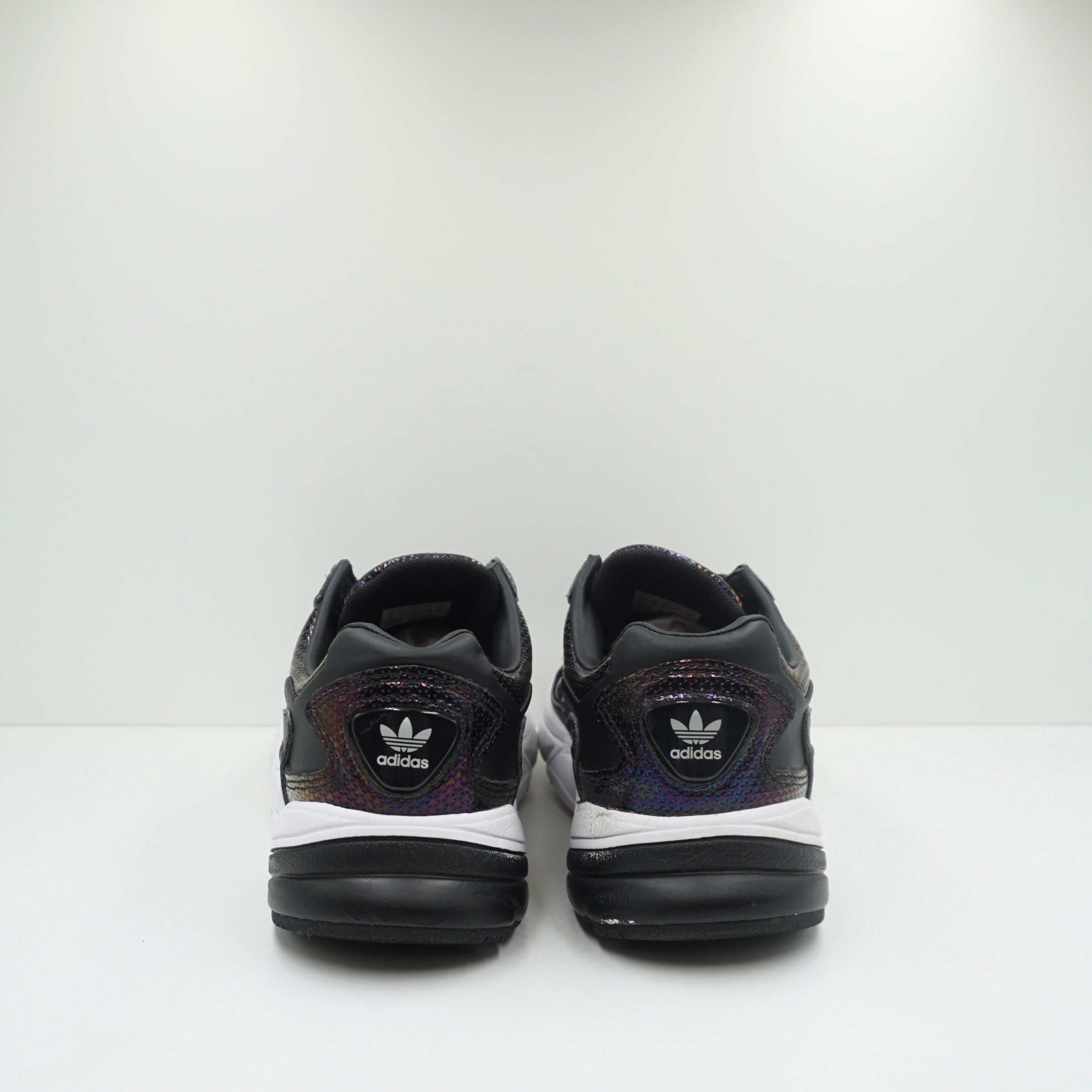 Adidas Falcon Iridescent (W)