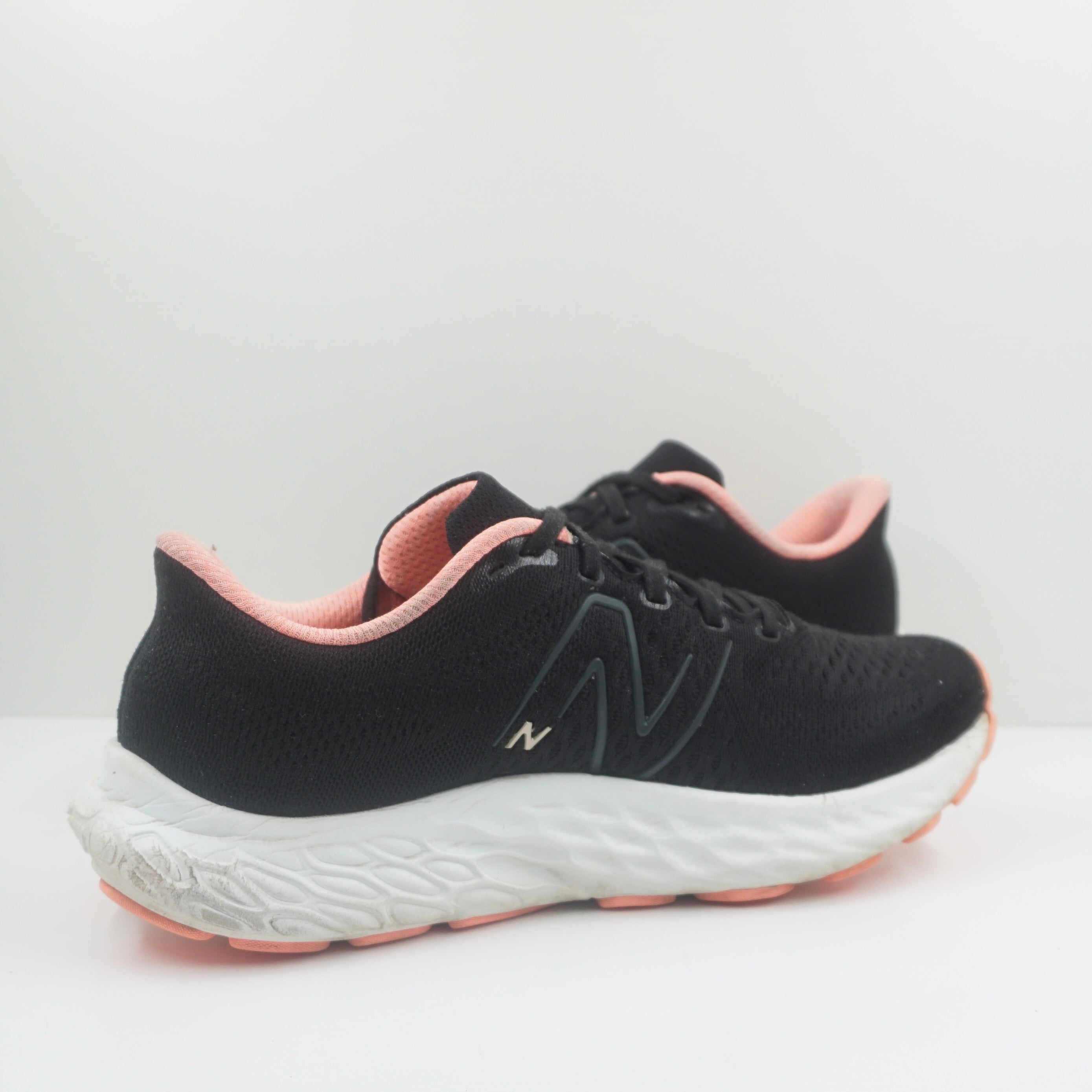 New Balance Fresh Foam X EVOZ v3 Black Grapefruit (W)
