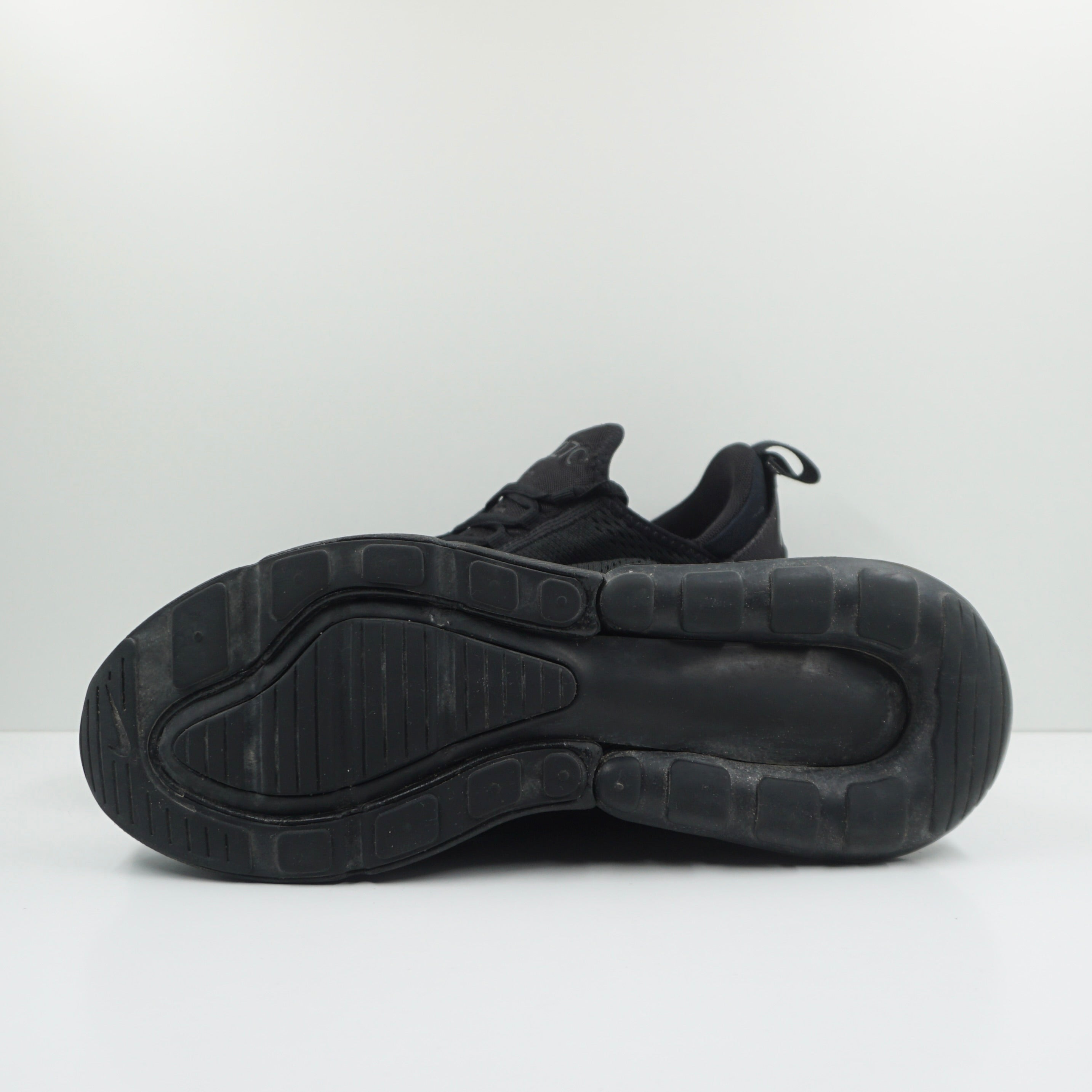 Nike Air Max 270 Triple Black