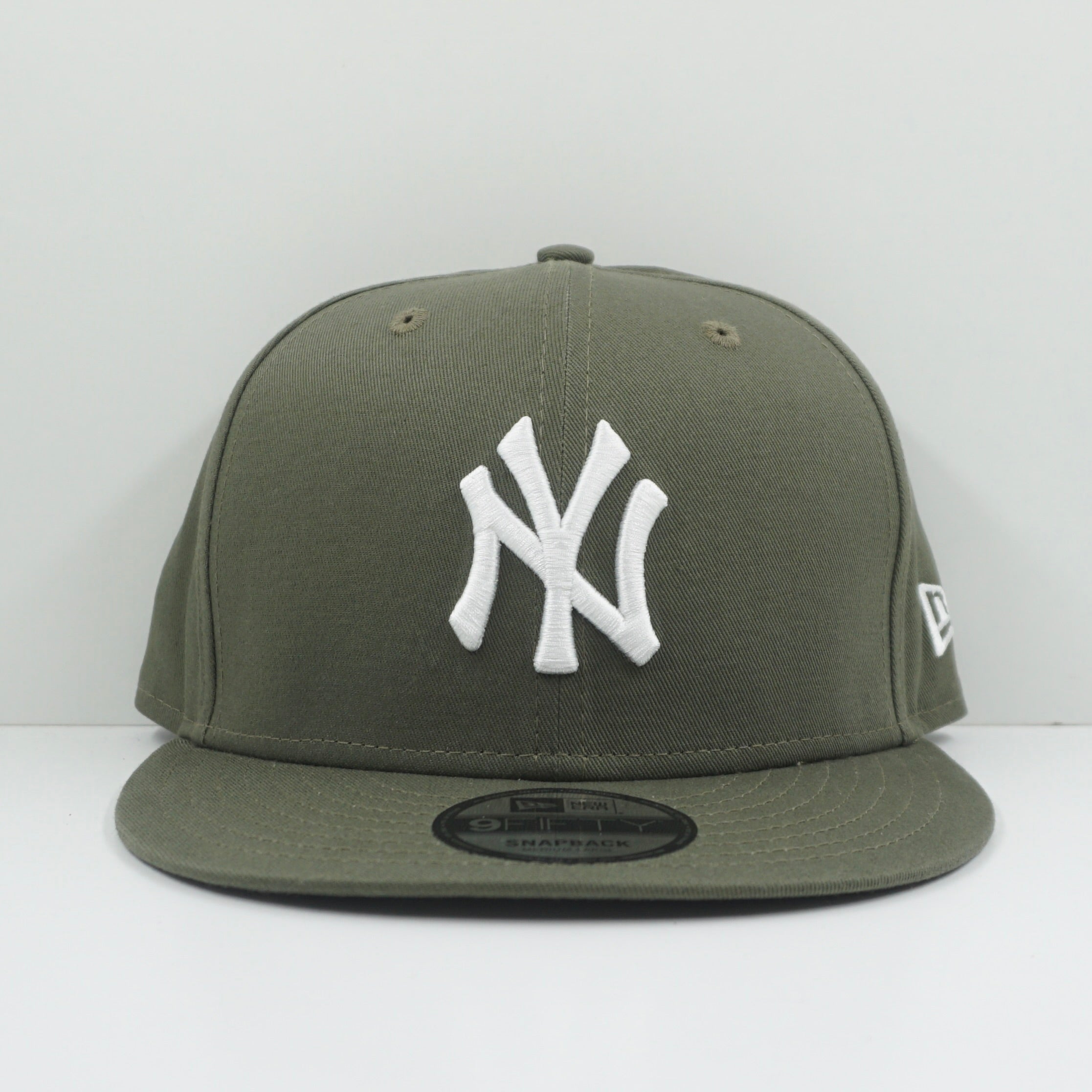 New Era New York Yankees Olive Snapback Cap
