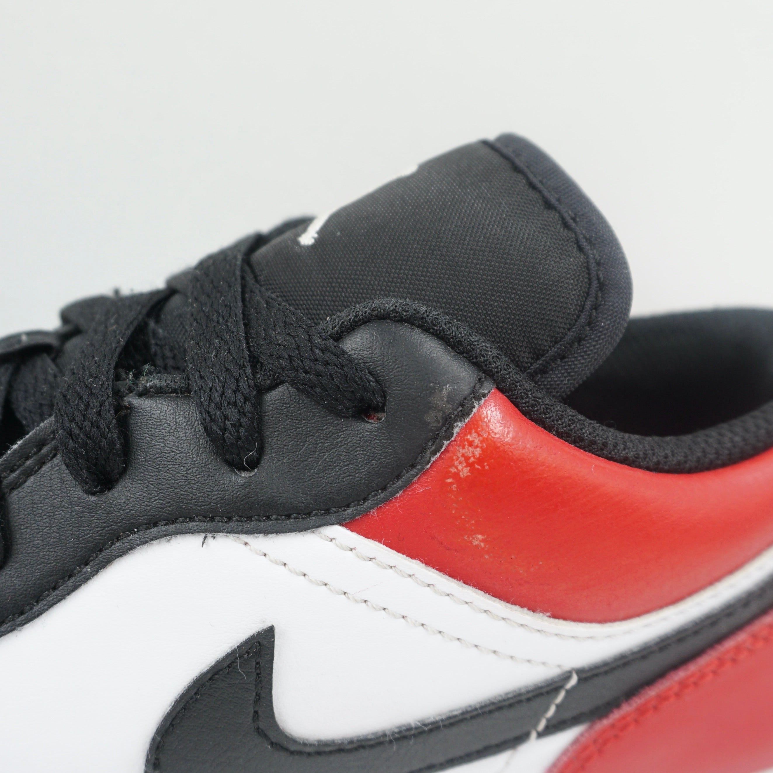 Jordan 1 Low Bred Toe (GS)