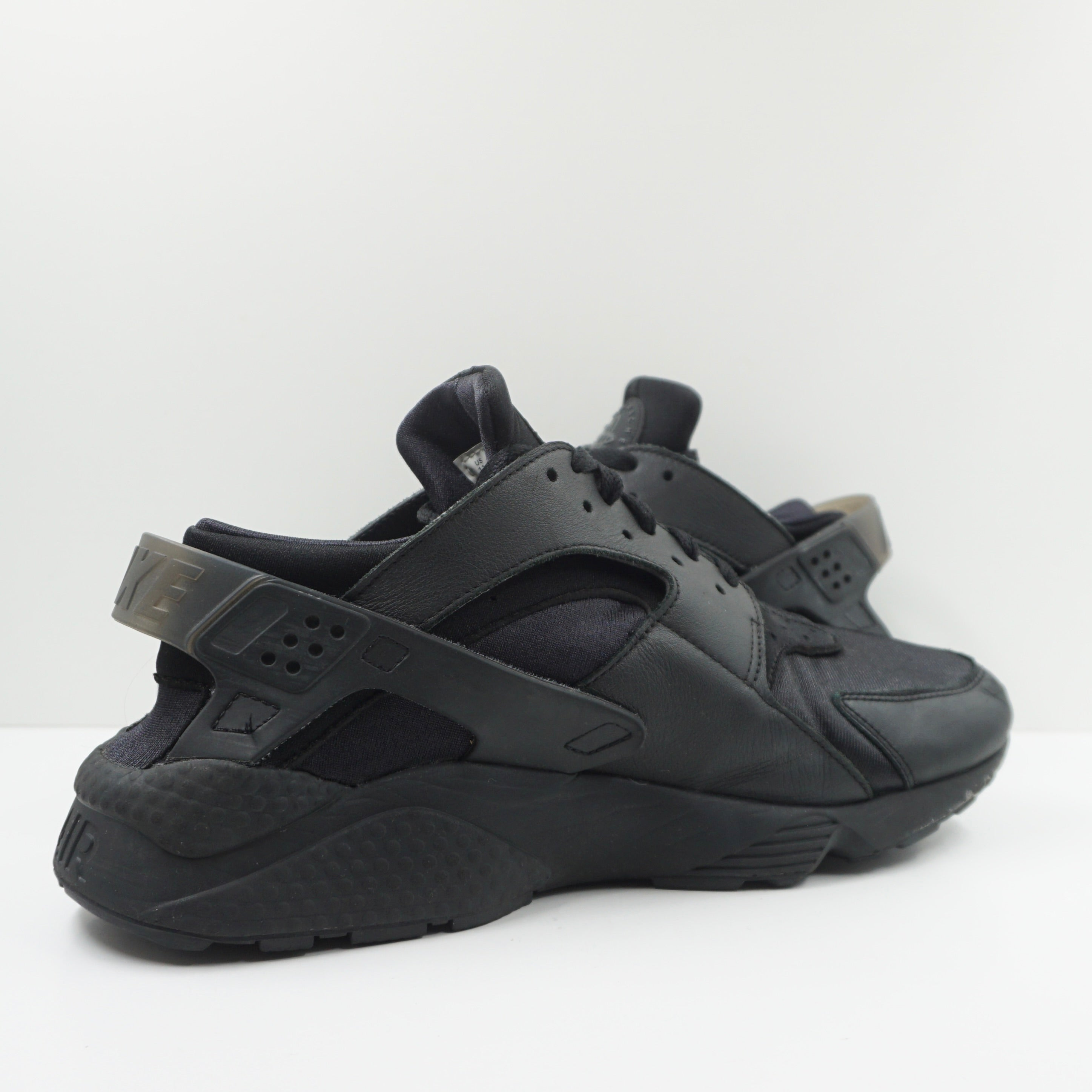 Nike Air Huarache Triple Black (2021)